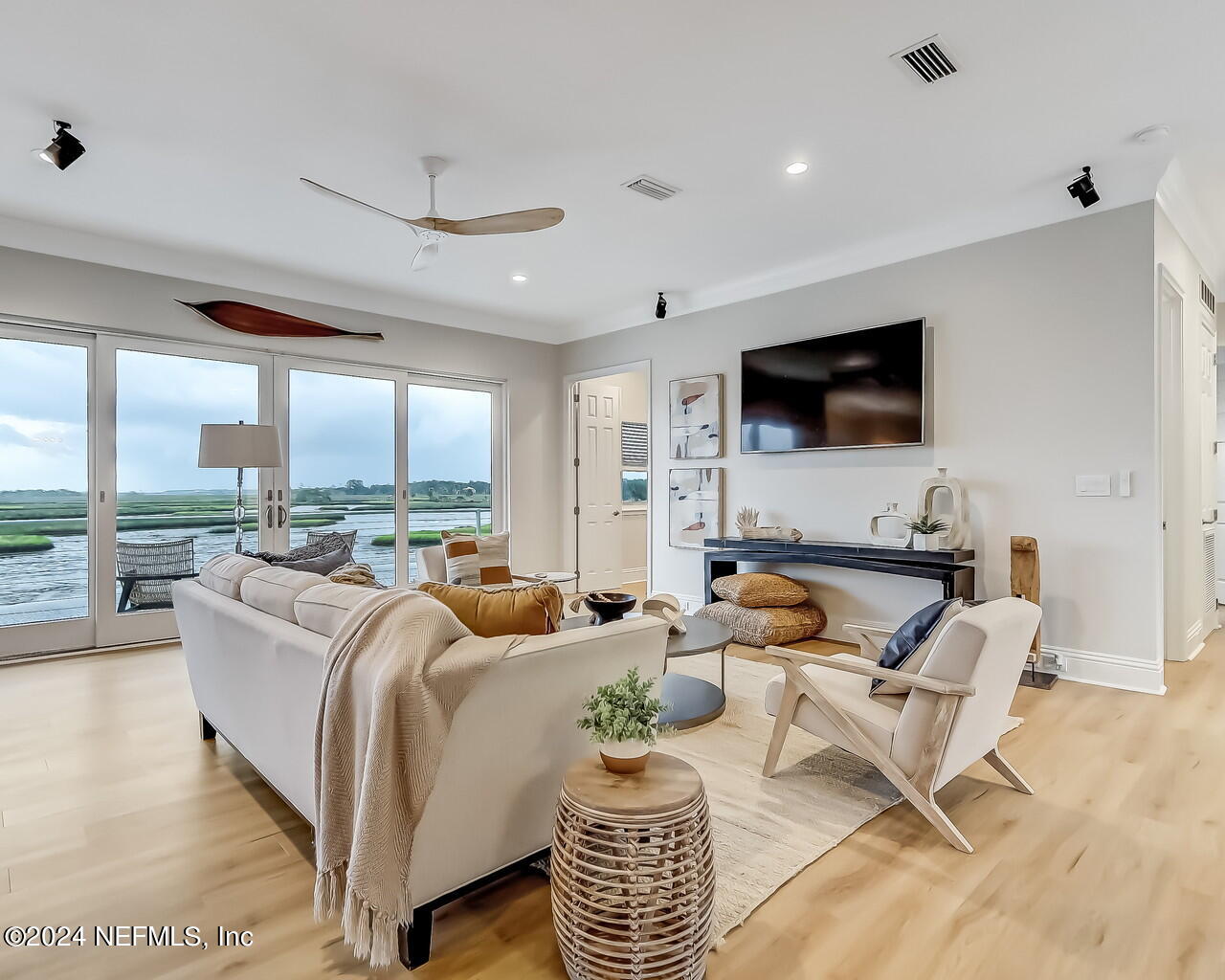 14192 TOMAS POINT Lane