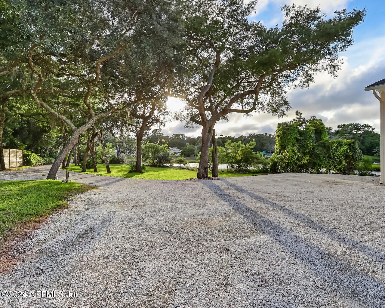 14192 TOMAS POINT Lane