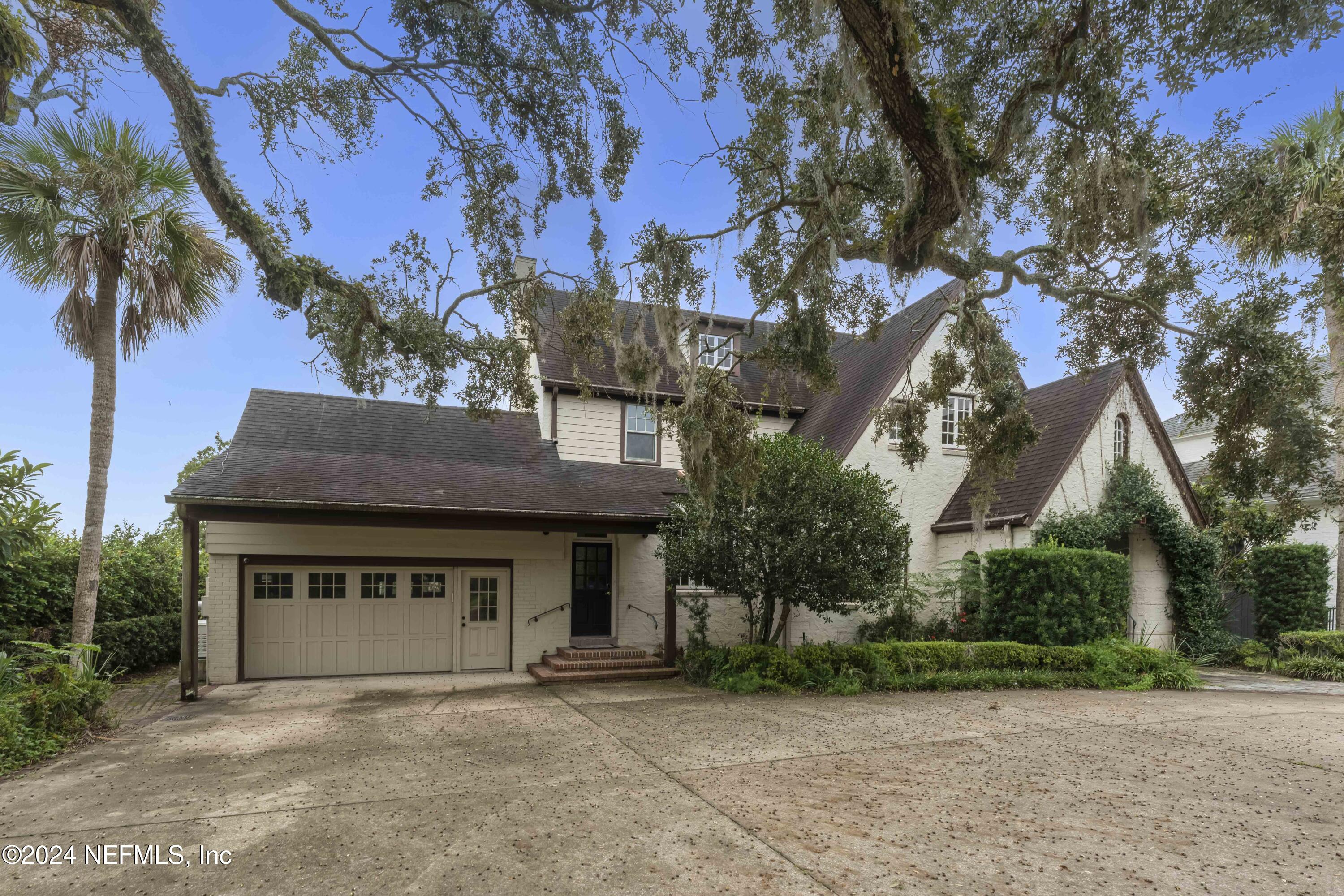 3588 RICHMOND Street