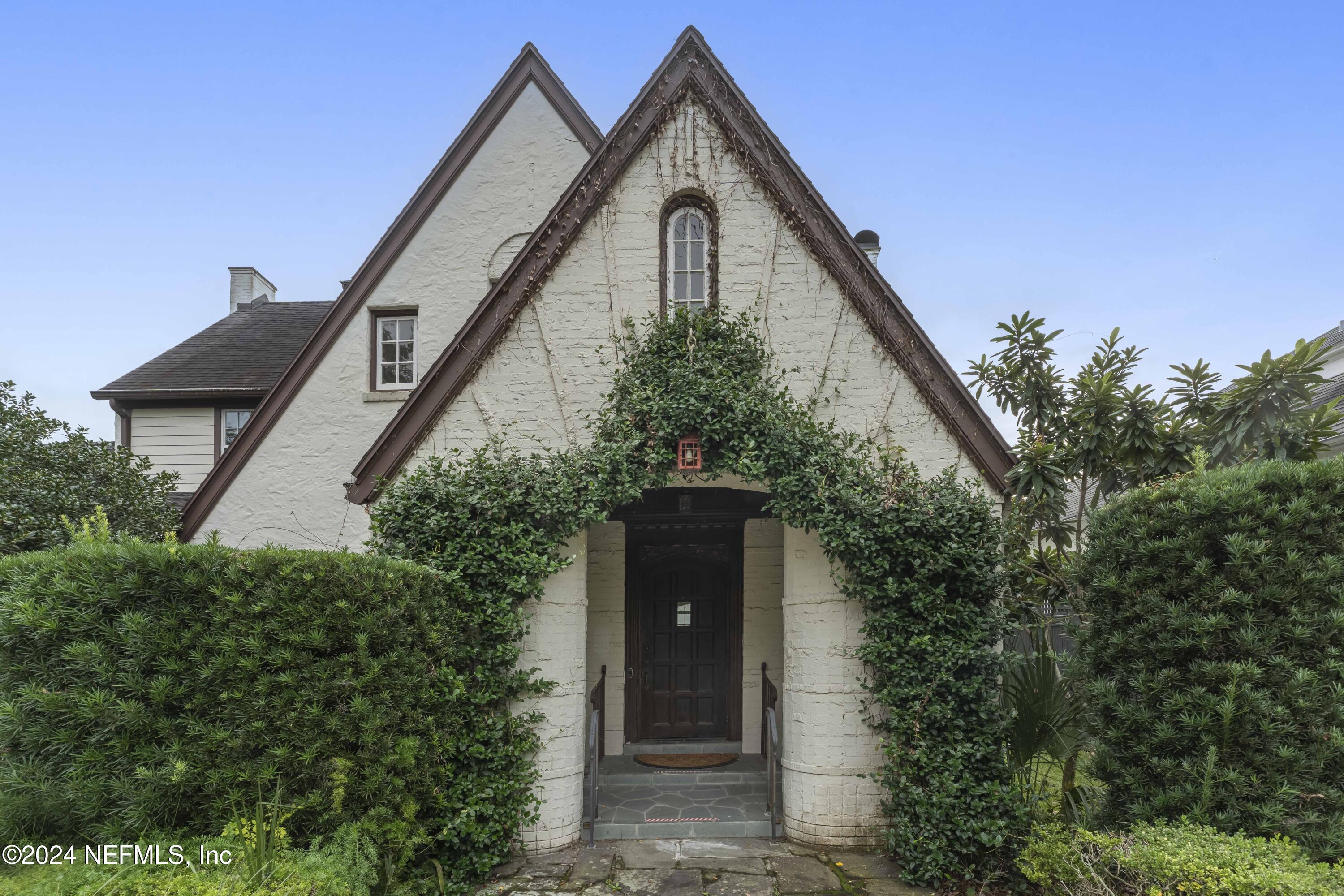 3588 RICHMOND Street