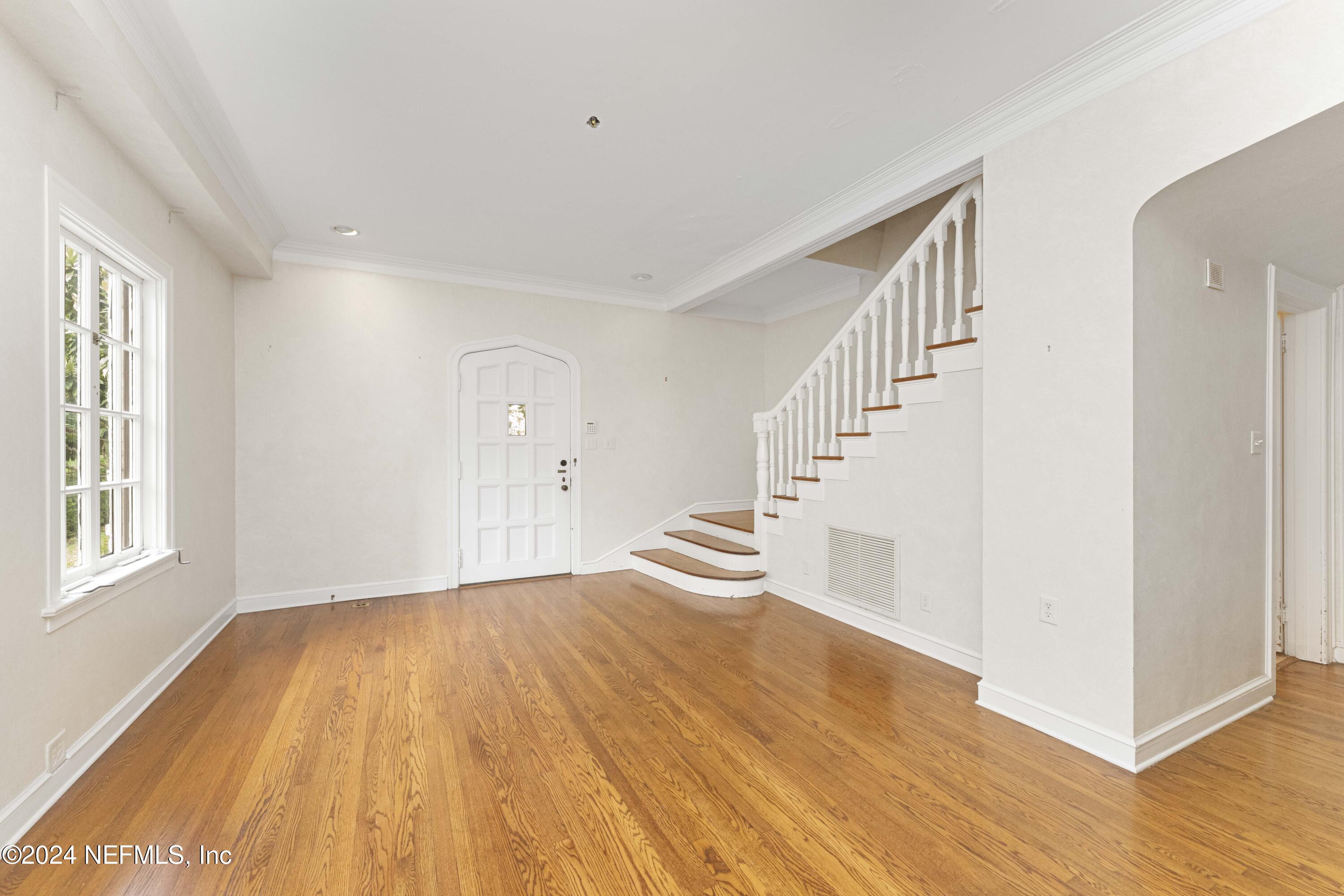 3588 RICHMOND Street