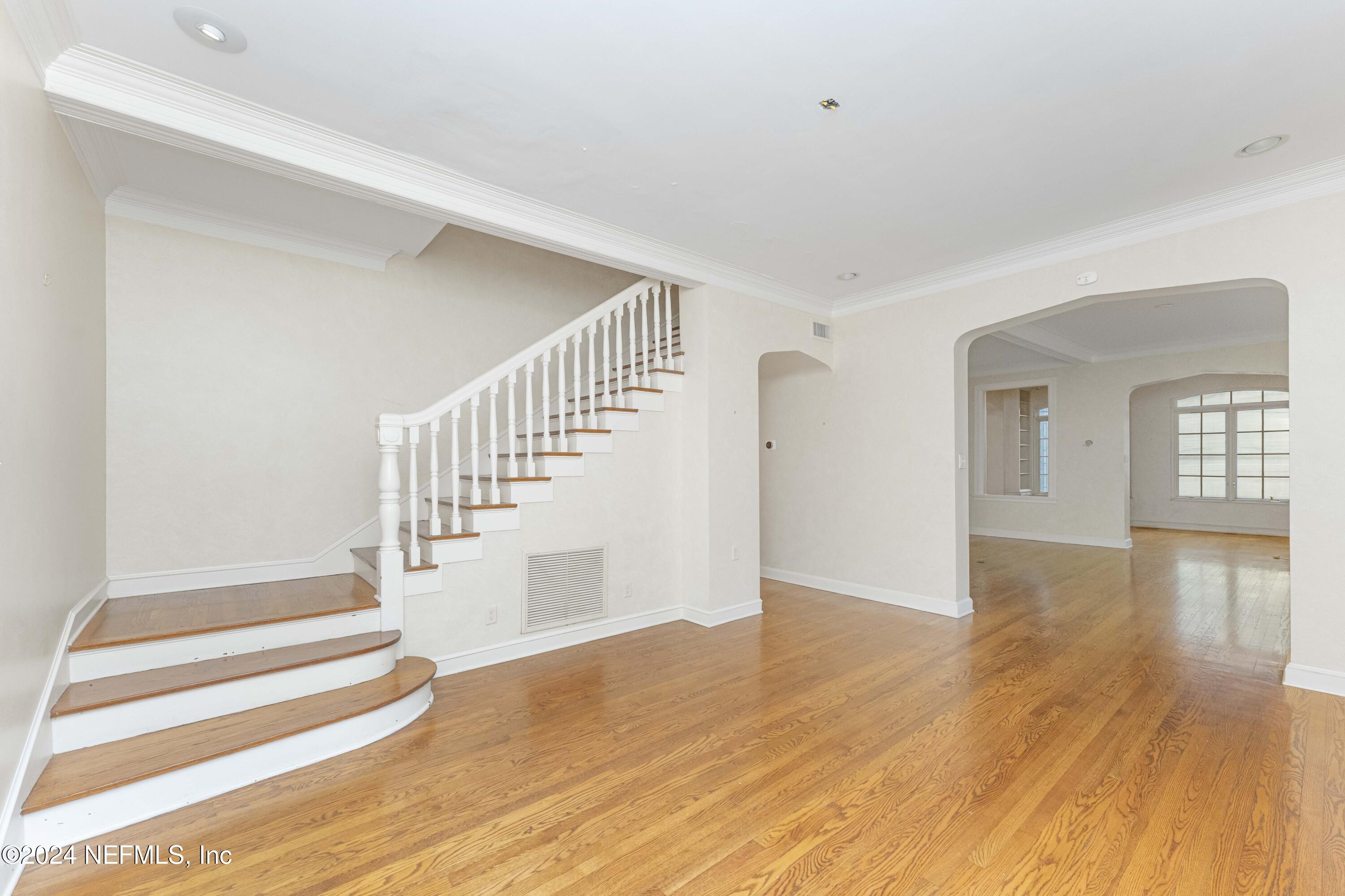 3588 RICHMOND Street