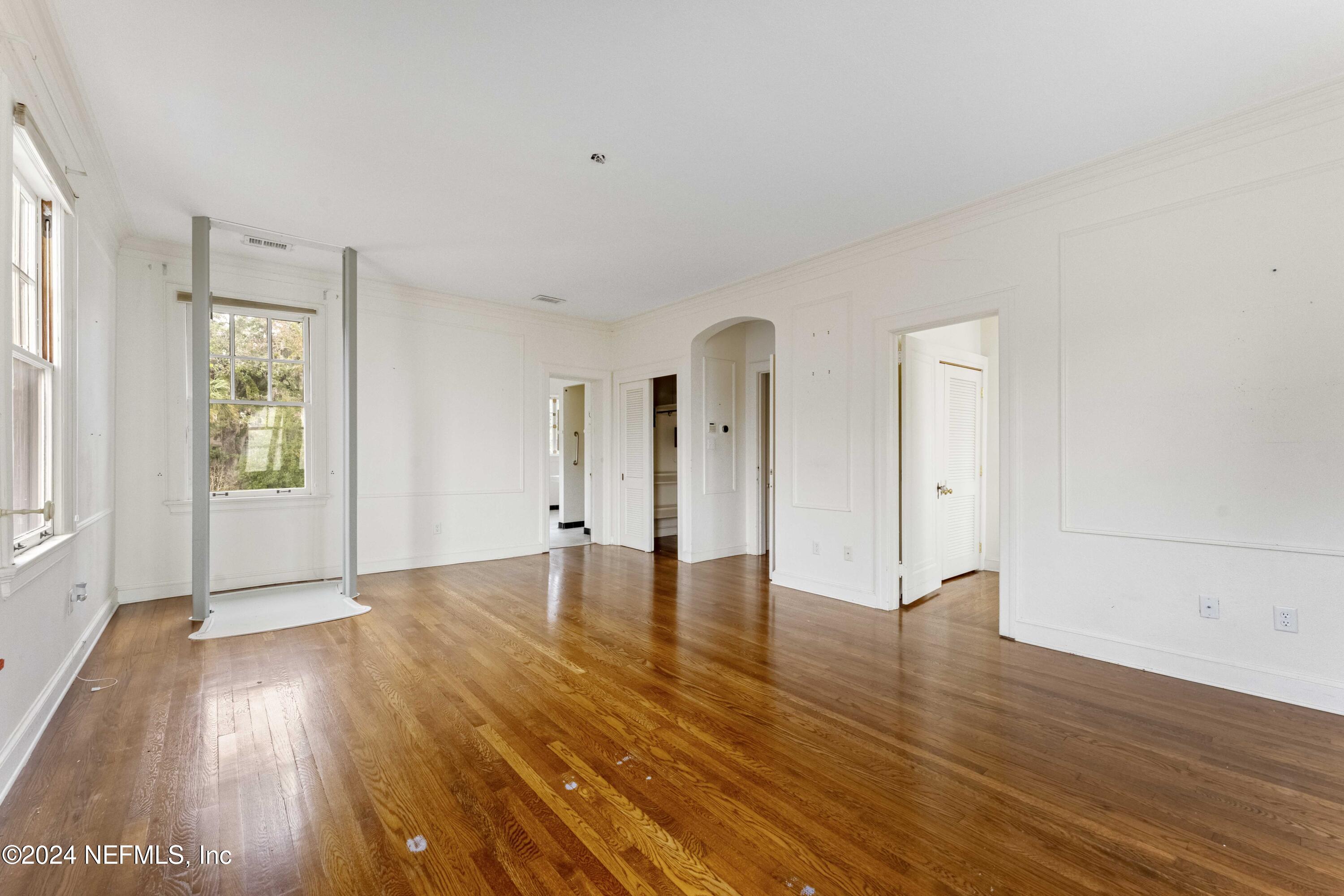 3588 RICHMOND Street