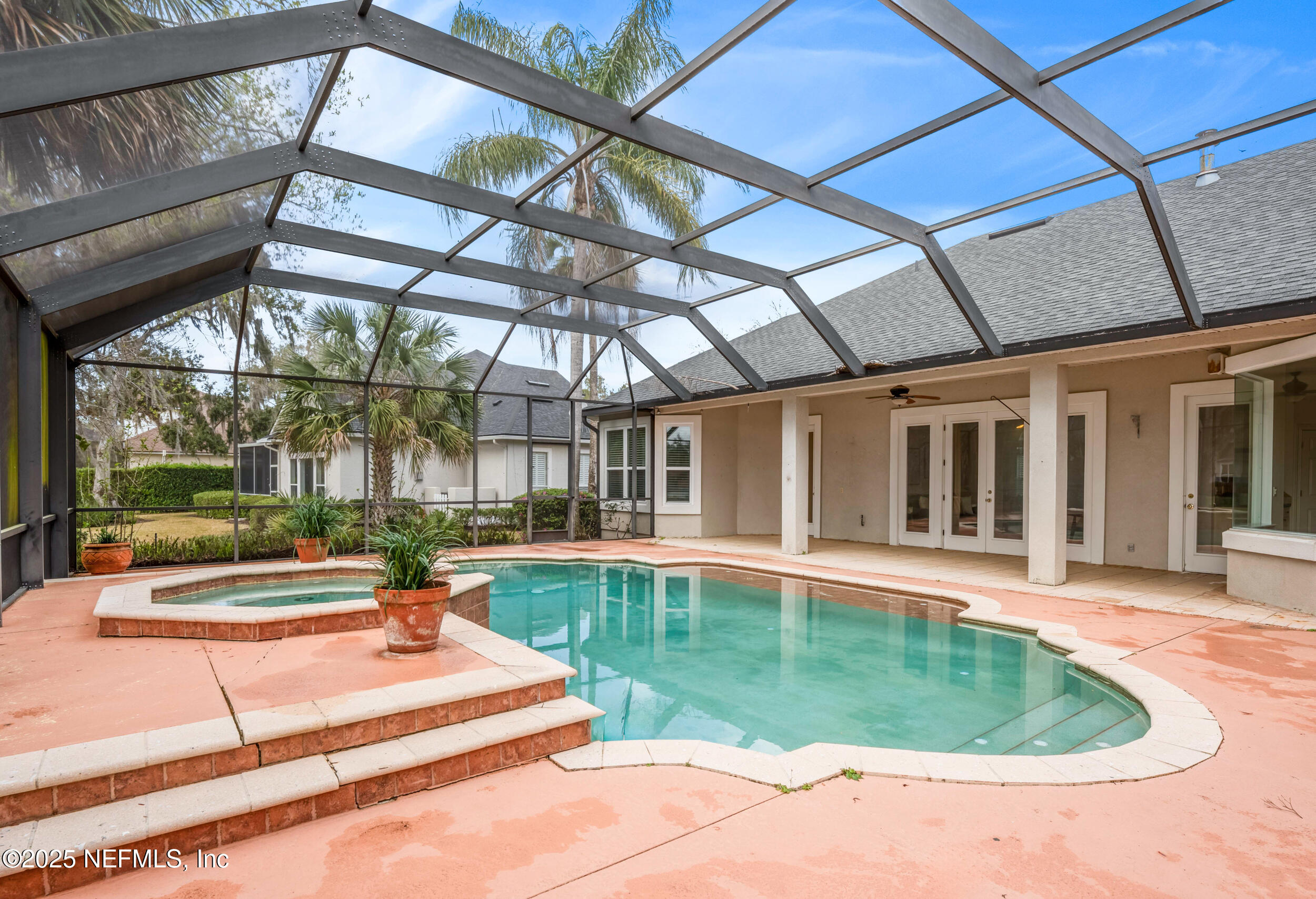 425 Clearwater Drive