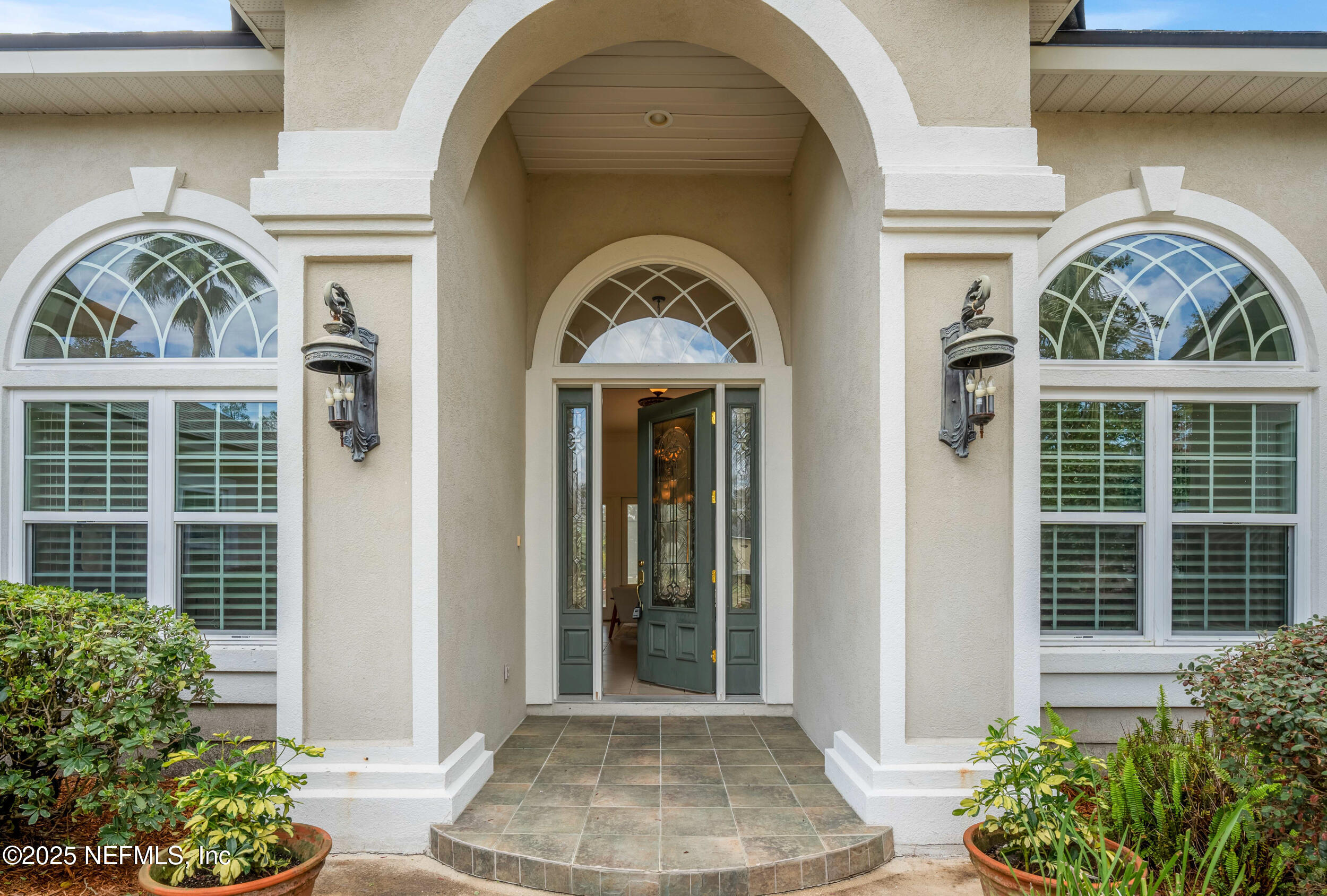 425 Clearwater Drive