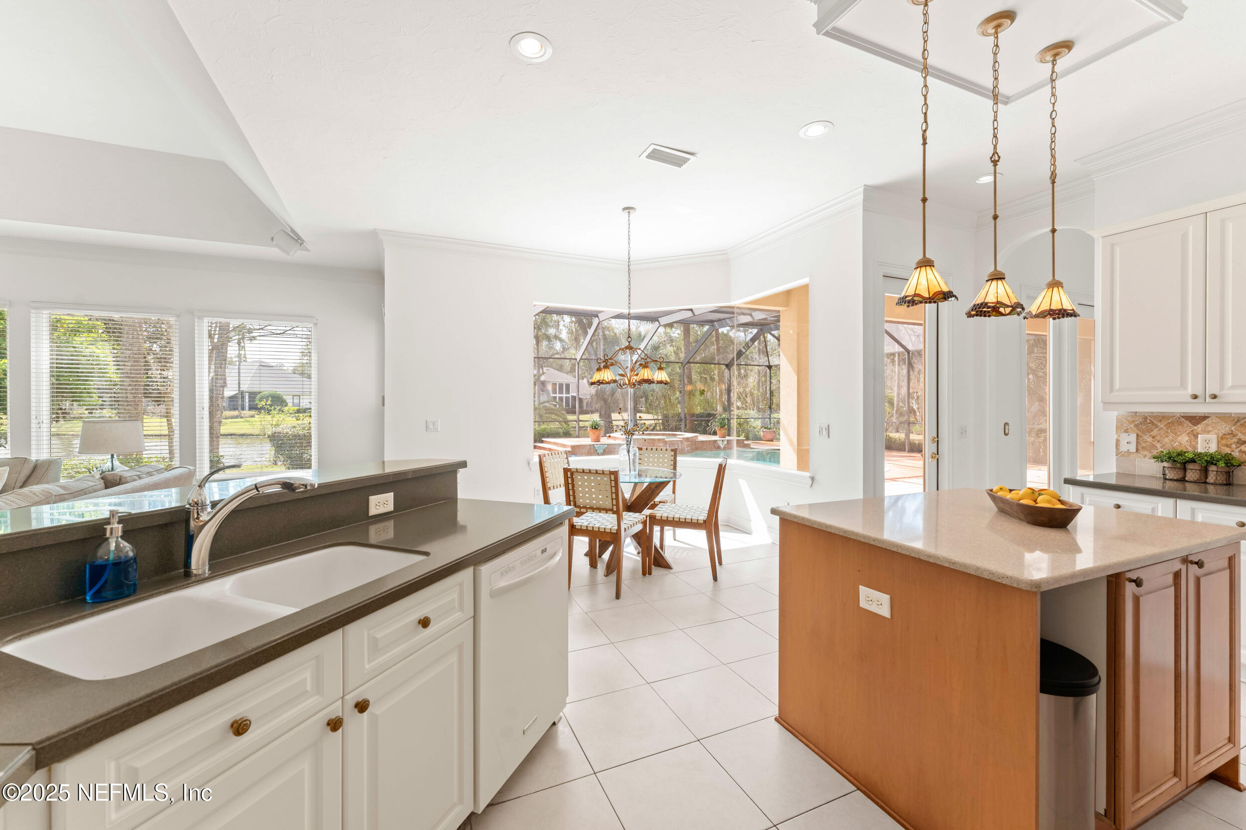 425 Clearwater Drive