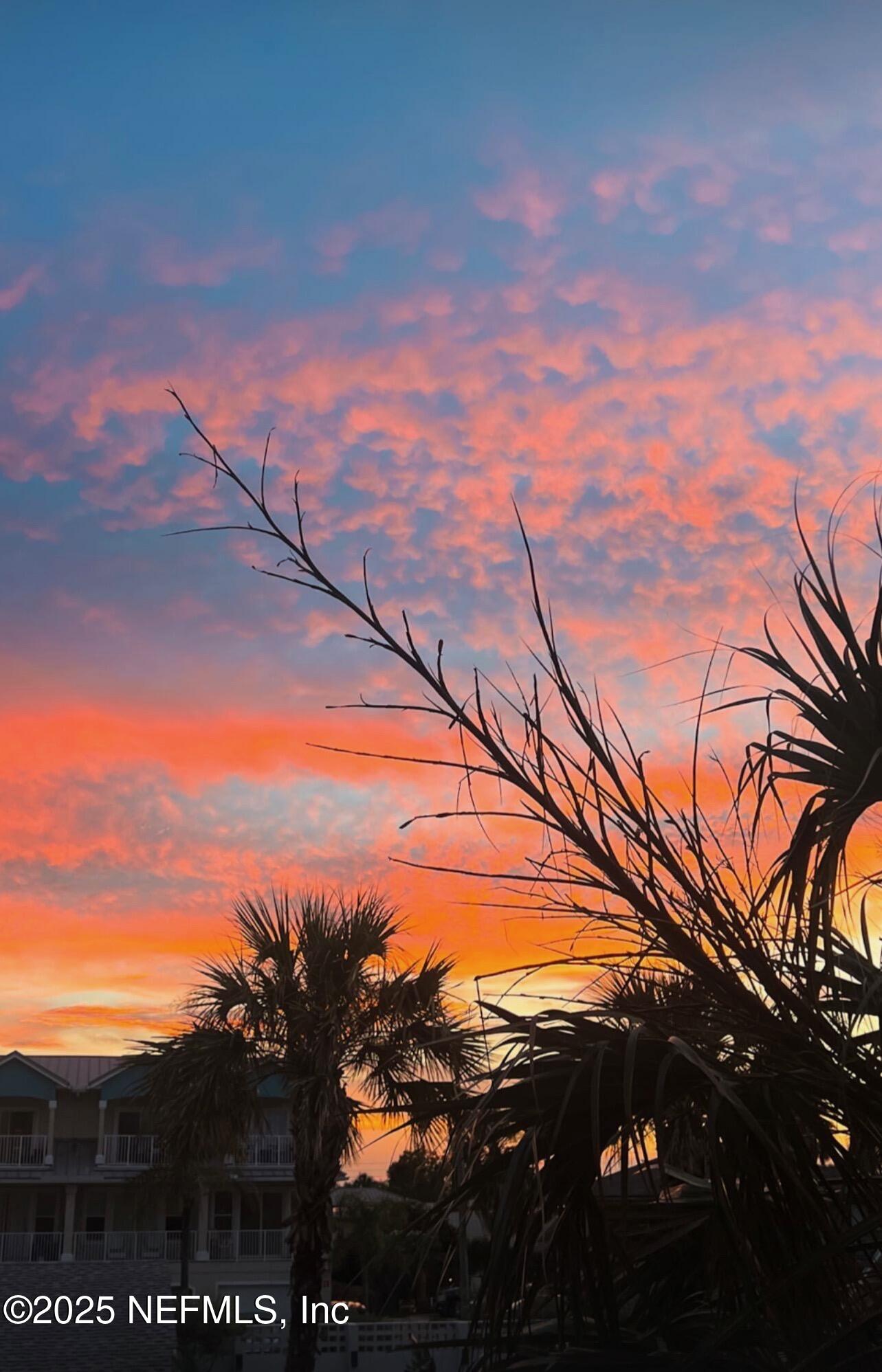 115 9TH Avenue S, 201