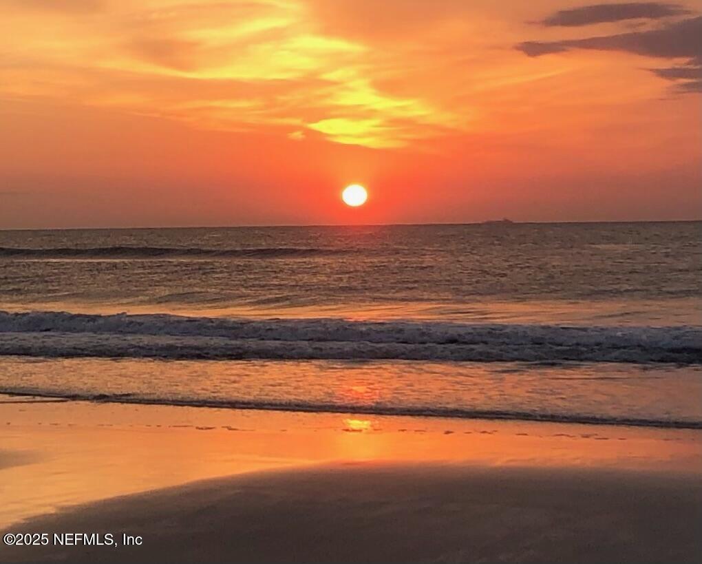 115 9TH Avenue S, 201