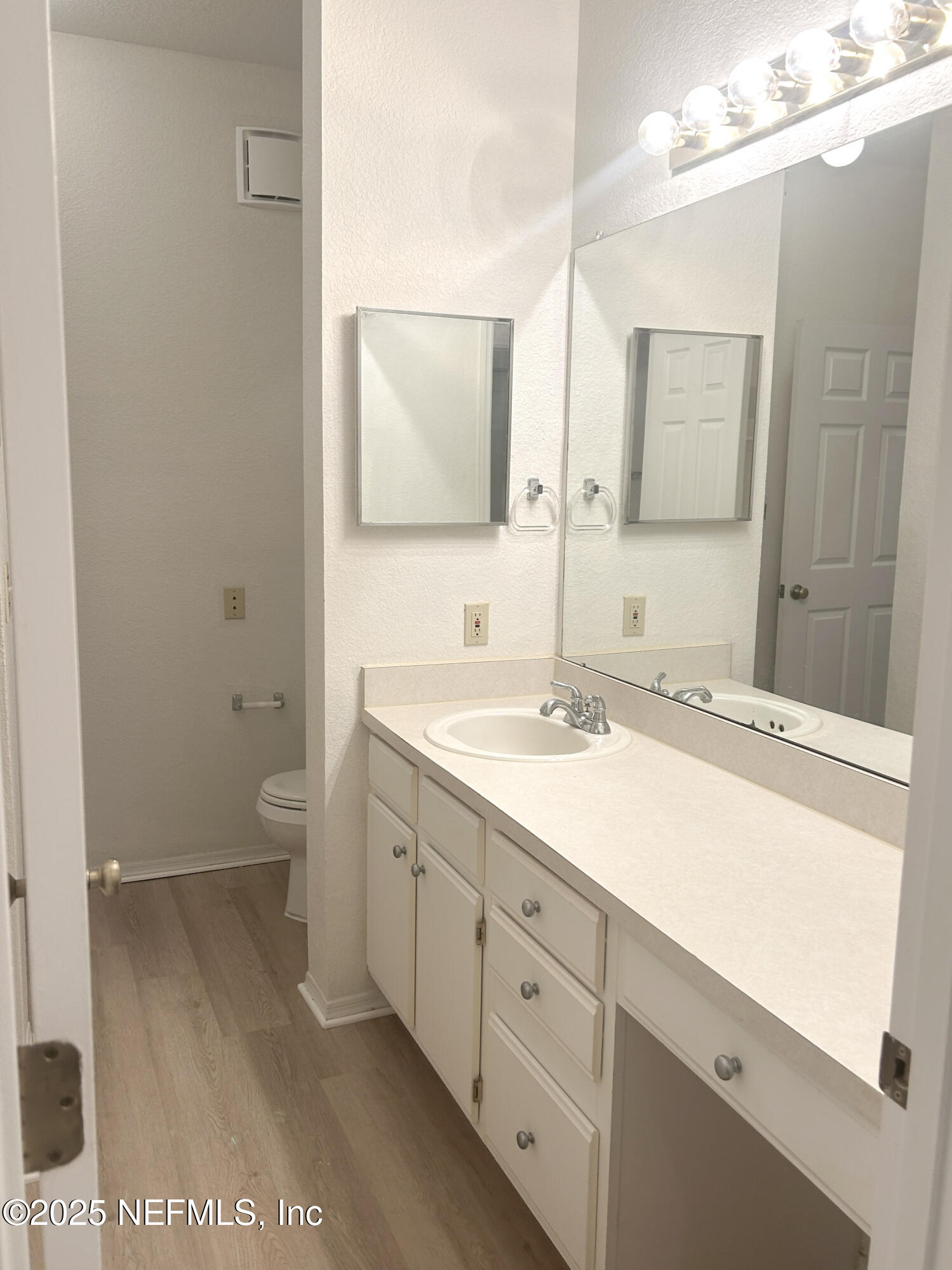 13810 SUTTON PARK Drive N, 717