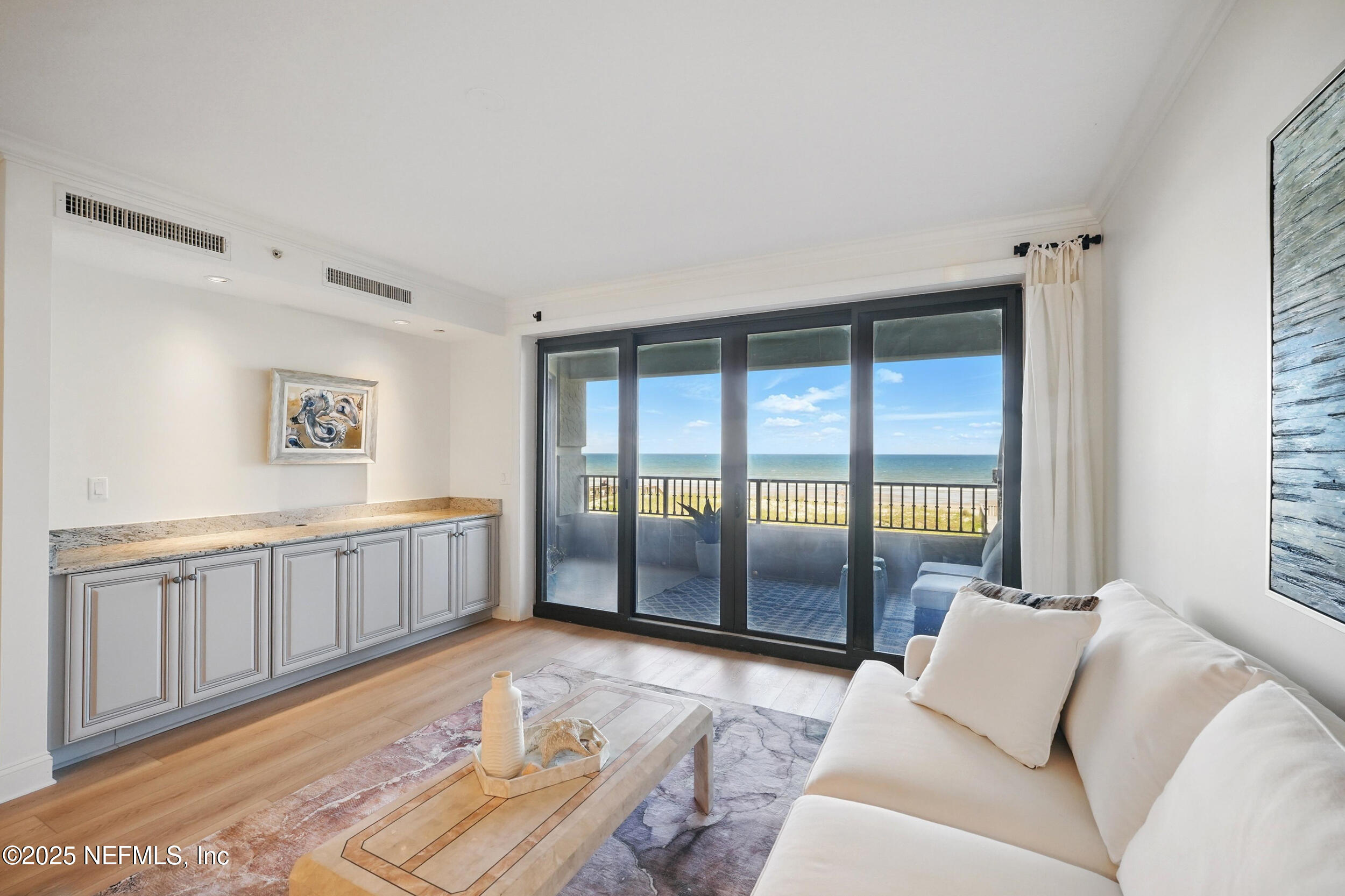 50 3RD Avenue S, 302