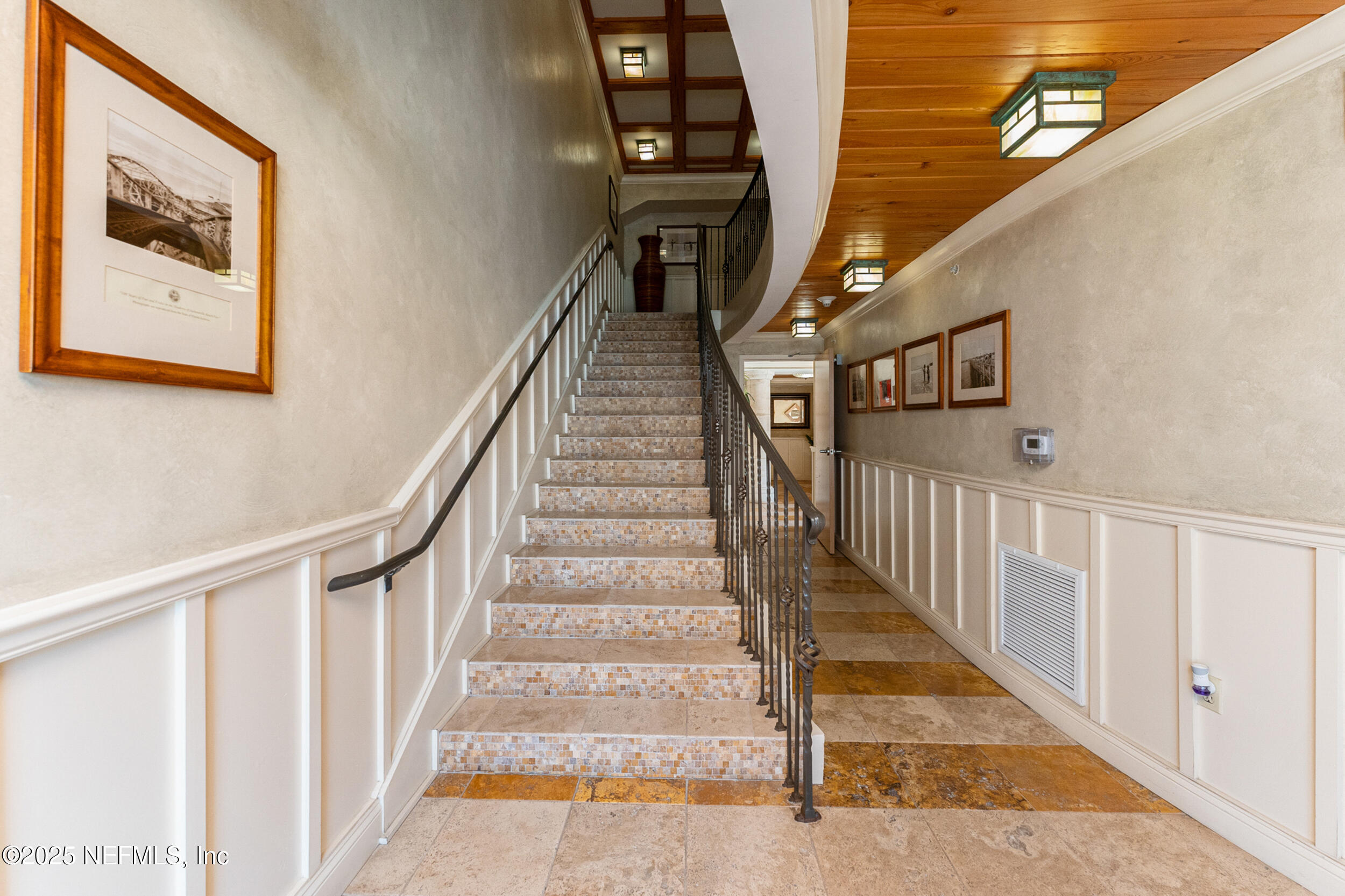 50 3RD Avenue S, 302