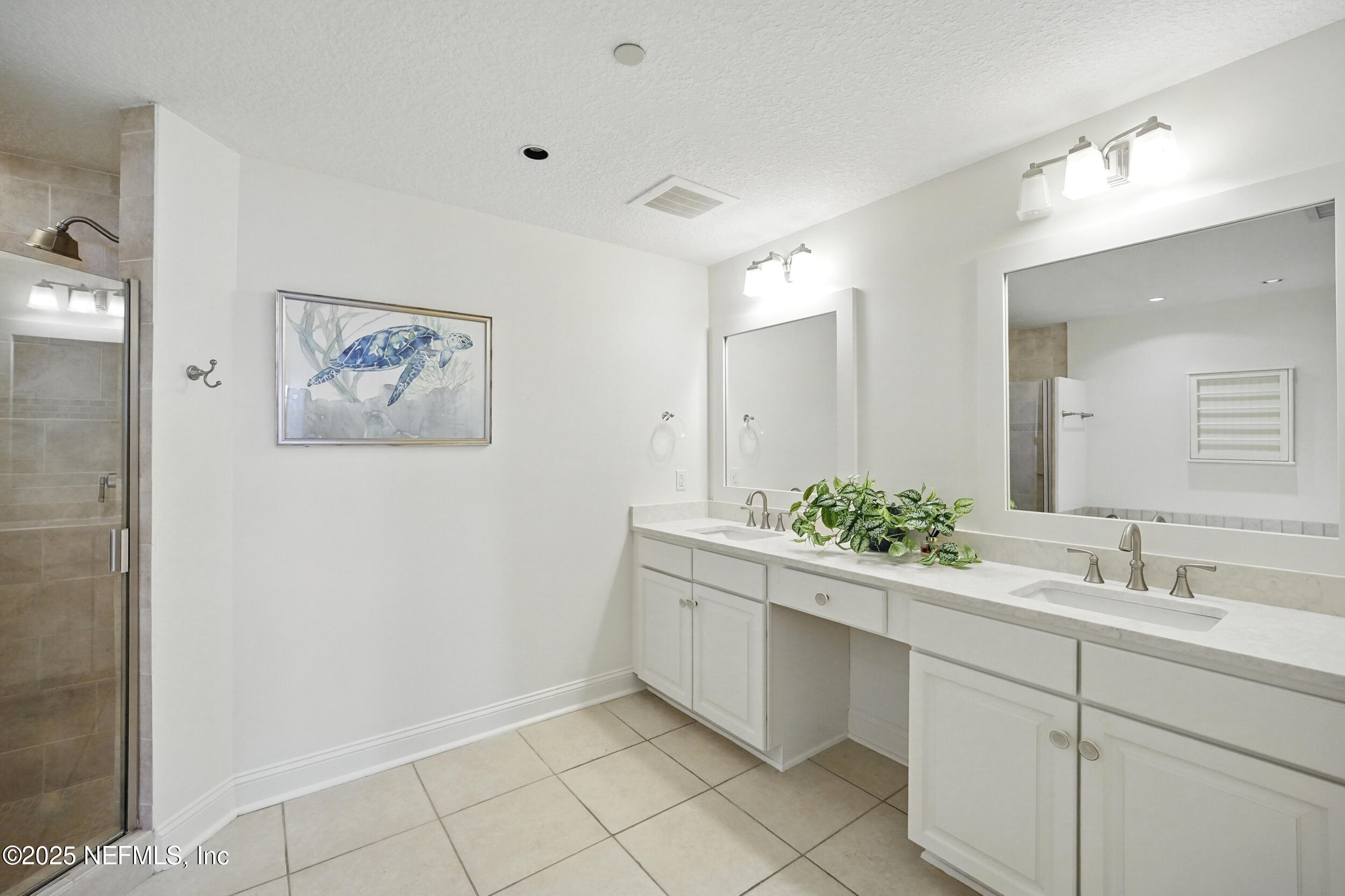 50 3RD Avenue S, 302