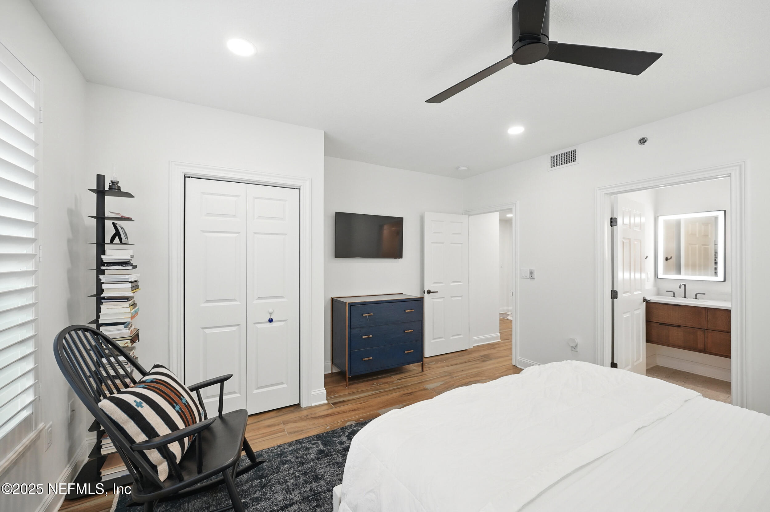 1505 1ST Street S, 302