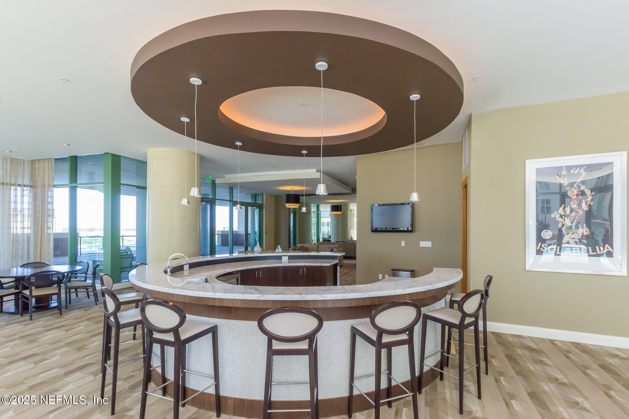 1431 Riverplace Boulevard, 2003