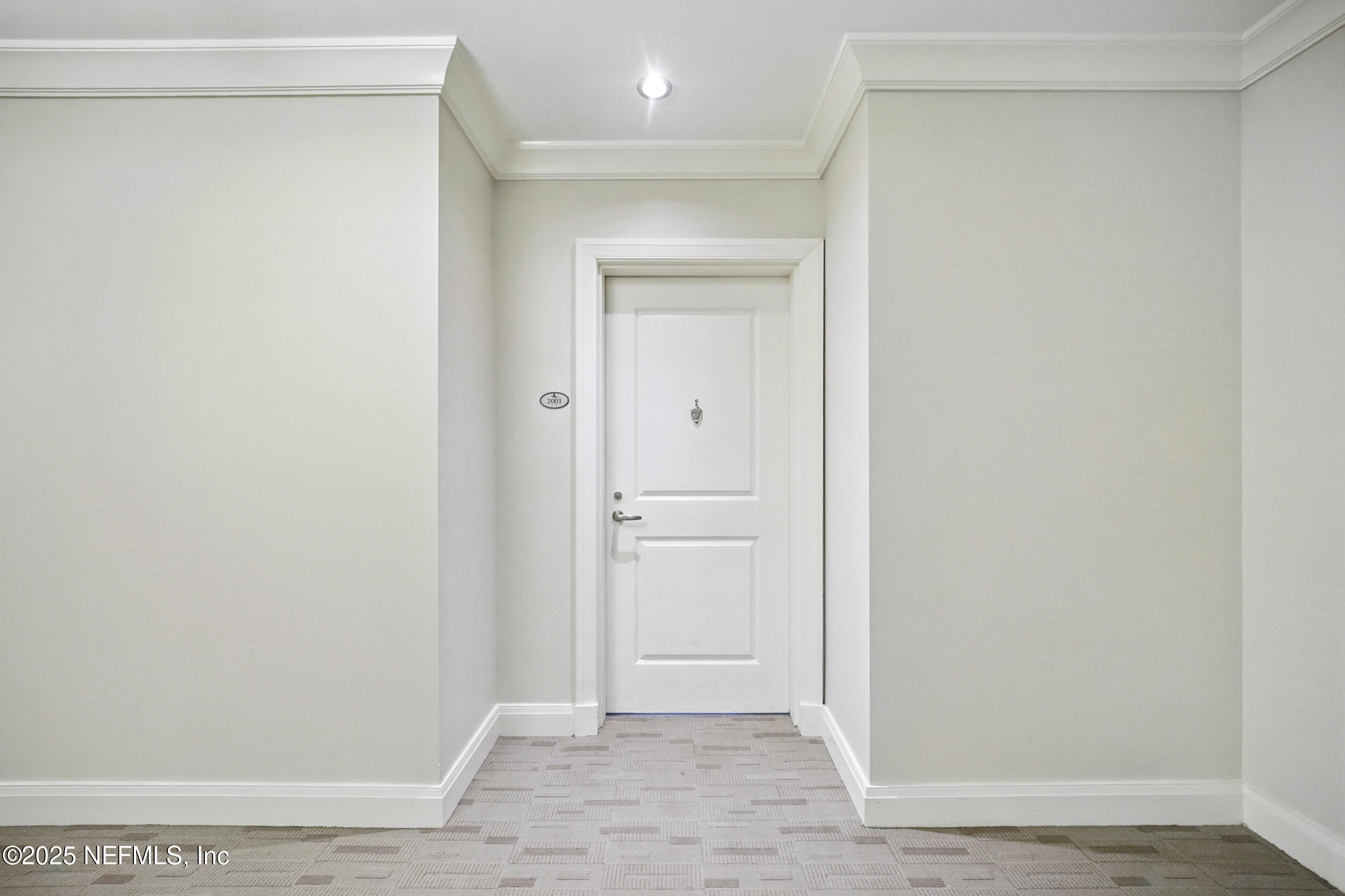 1431 Riverplace Boulevard, 2003