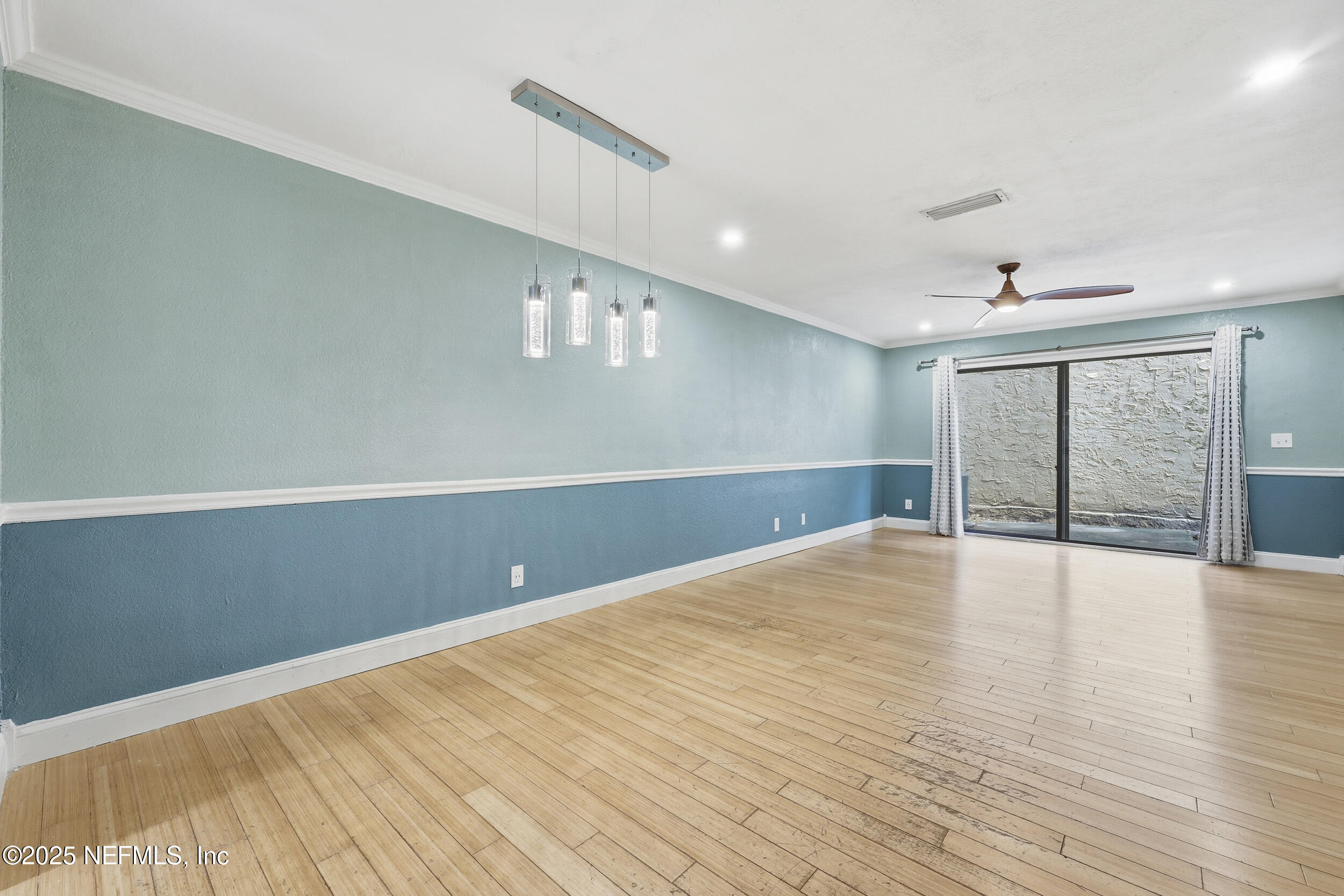 5811 ATLANTIC Boulevard 229