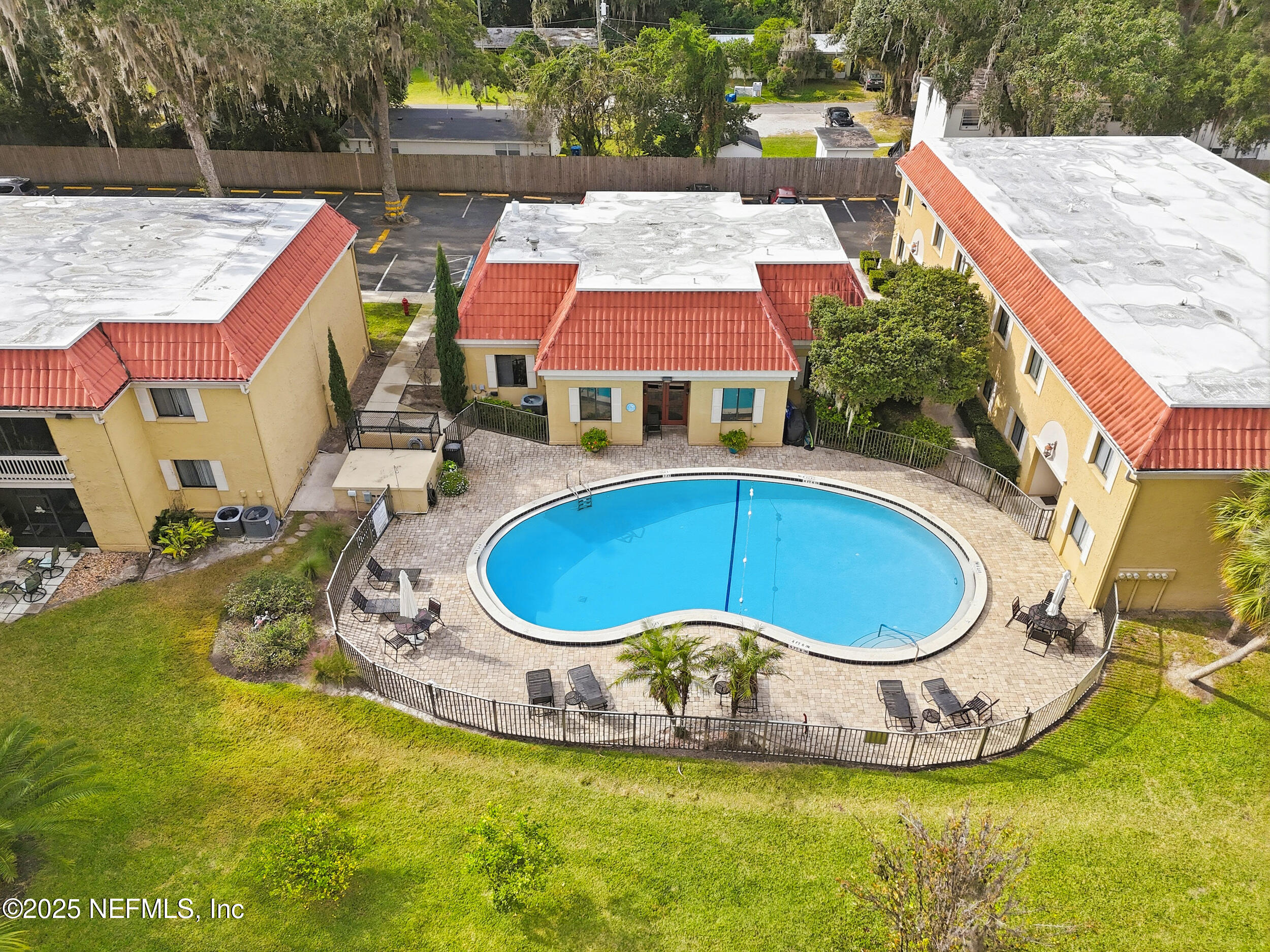 5811 ATLANTIC Boulevard 229