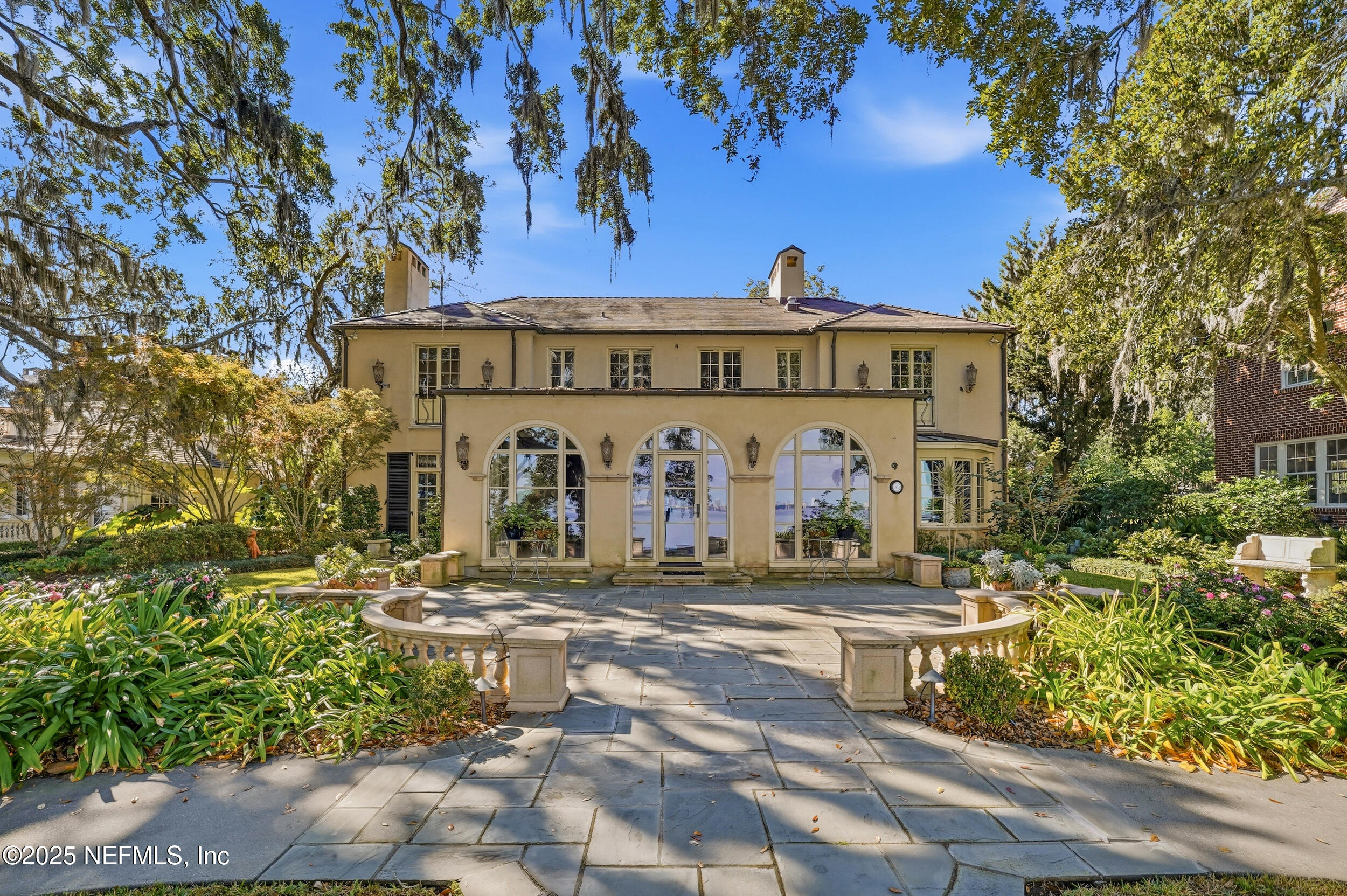 3775 ORTEGA Boulevard