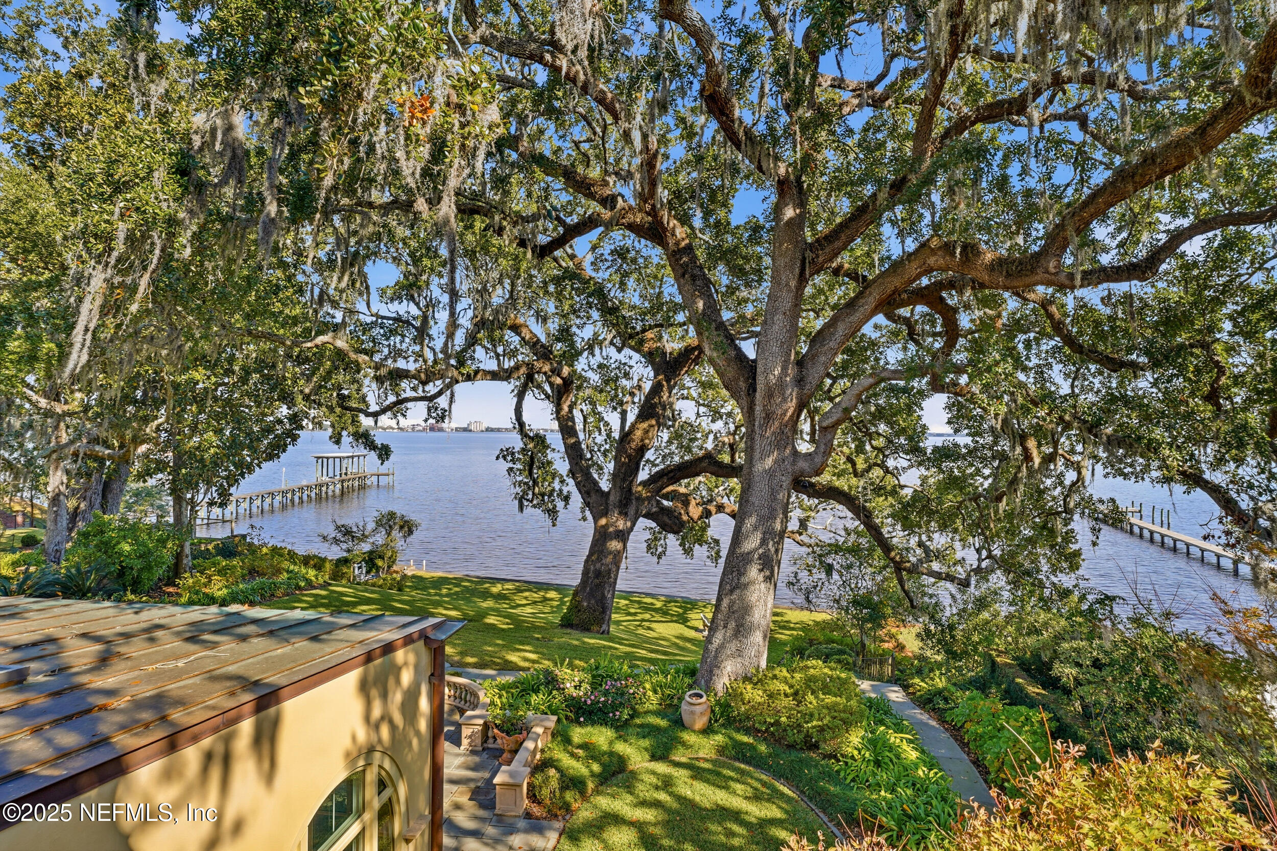 3775 ORTEGA Boulevard