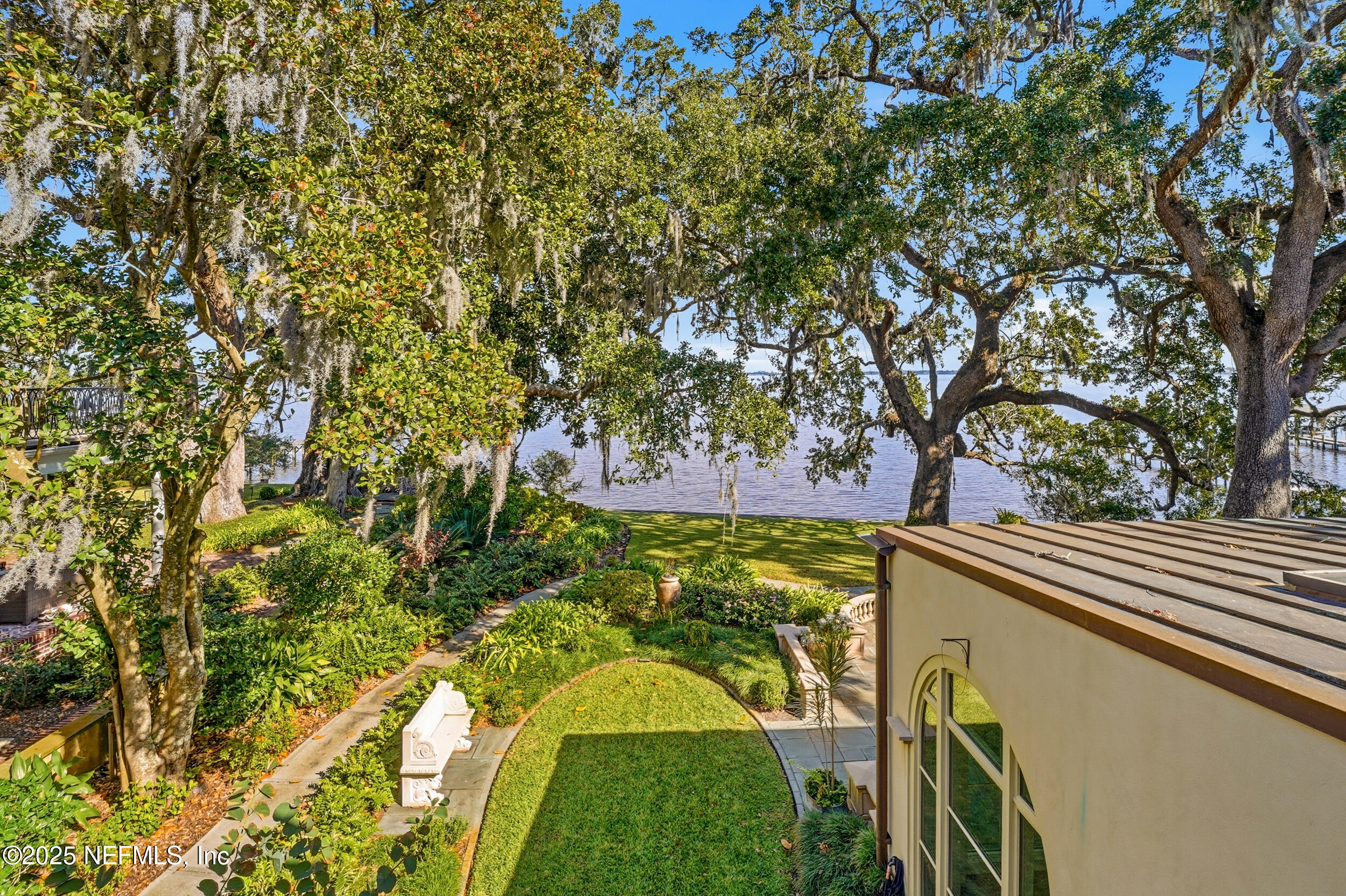 3775 ORTEGA Boulevard