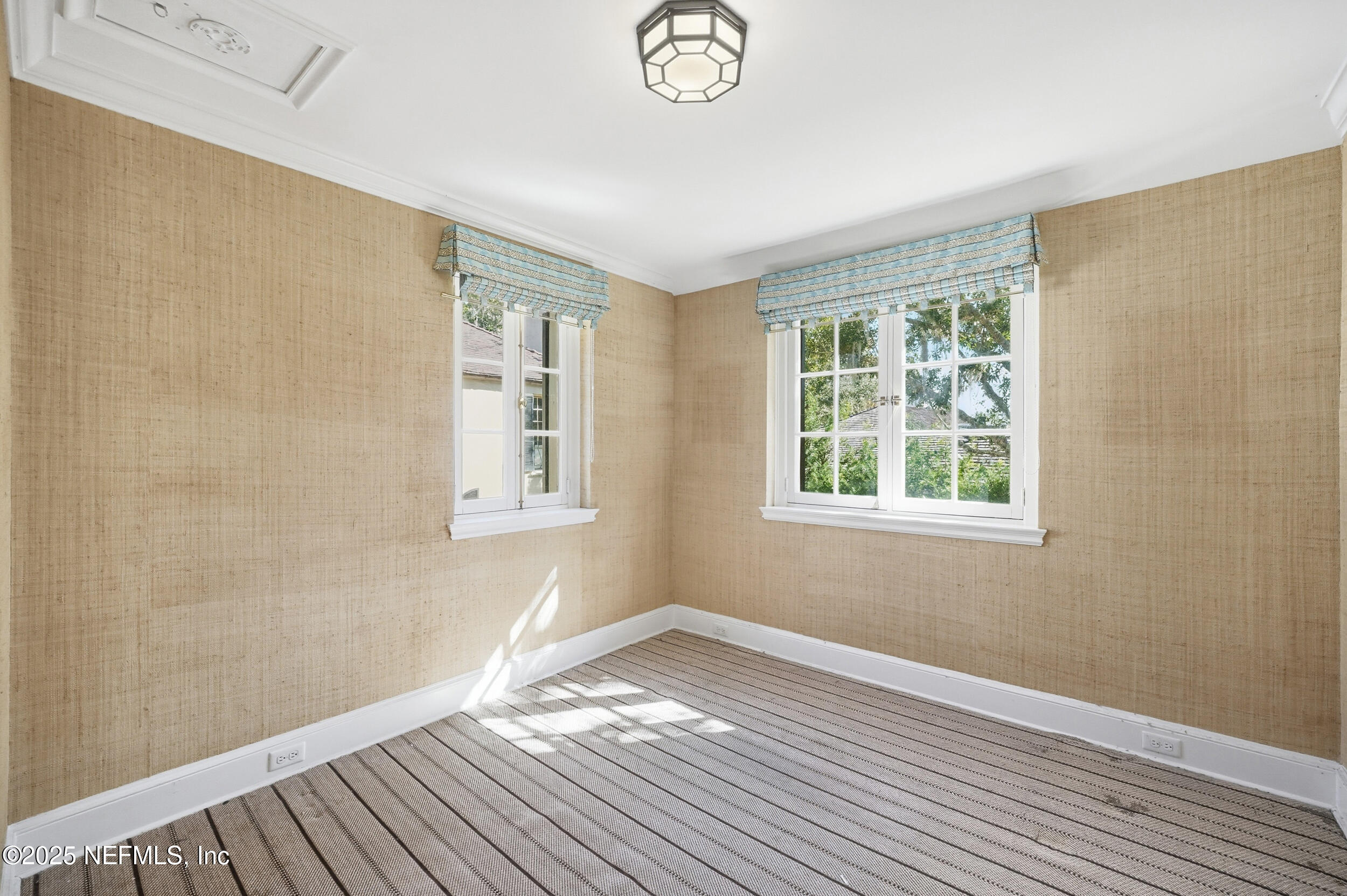 3775 ORTEGA Boulevard