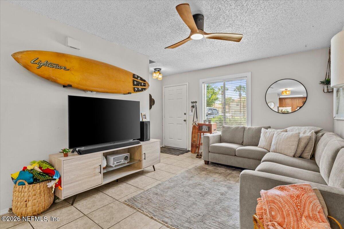 887 & 889 8TH Avenue S