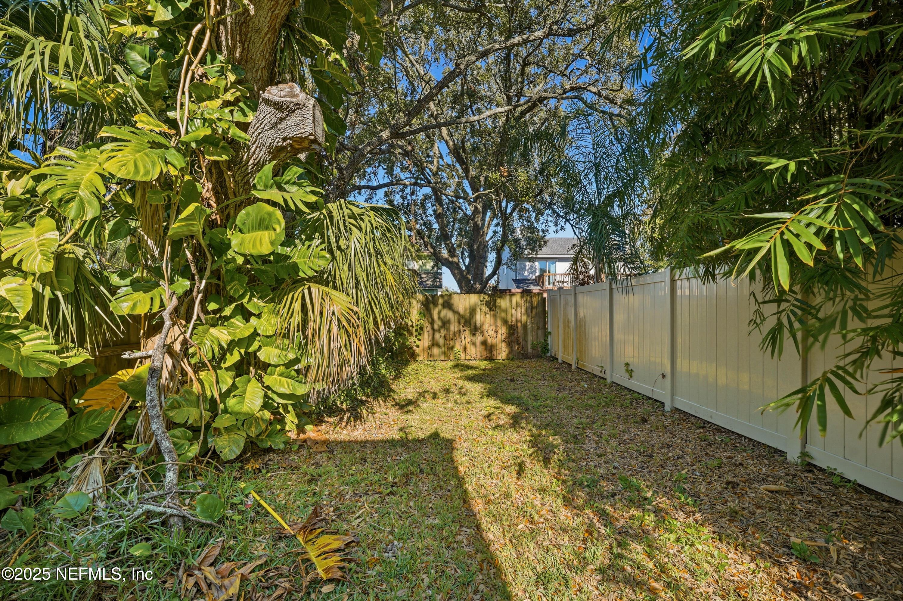 887 & 889 8TH Avenue S