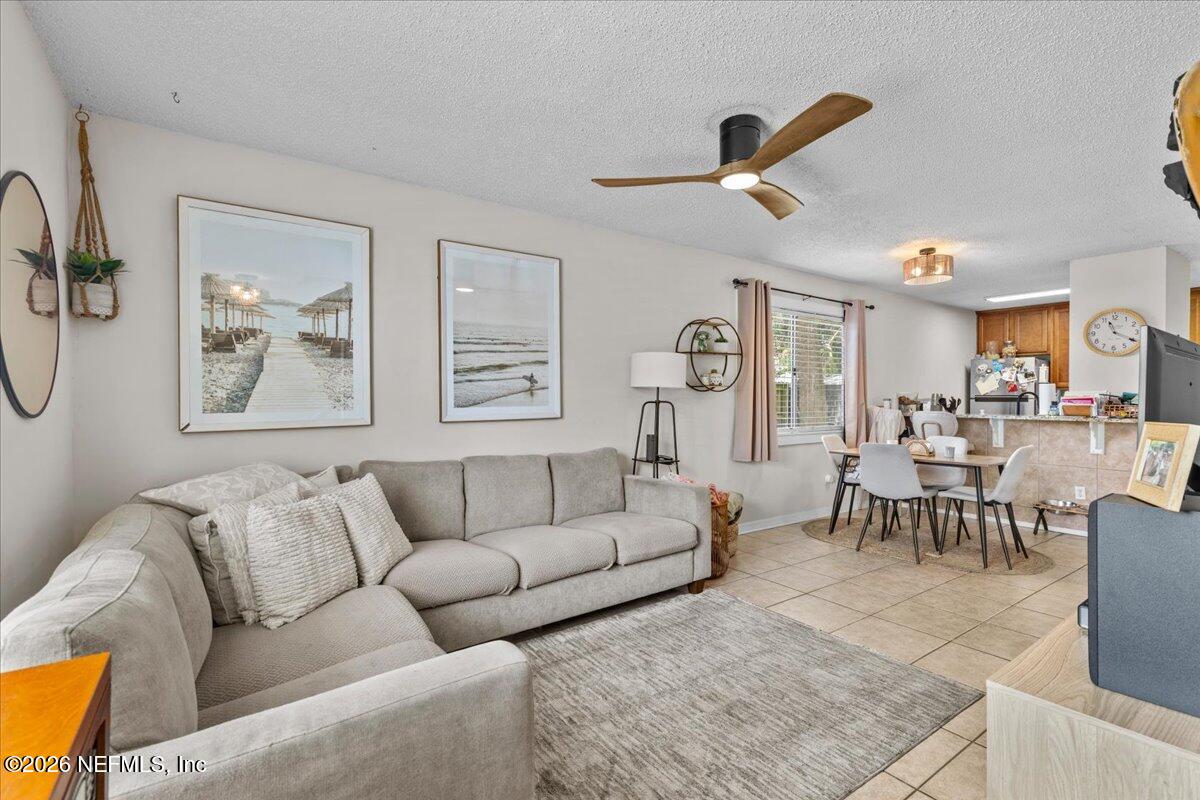 887 & 889 8TH Avenue S
