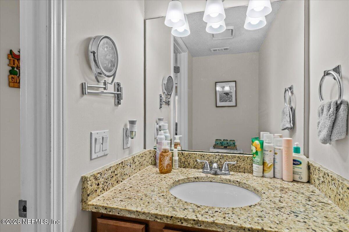 887 & 889 8TH Avenue S