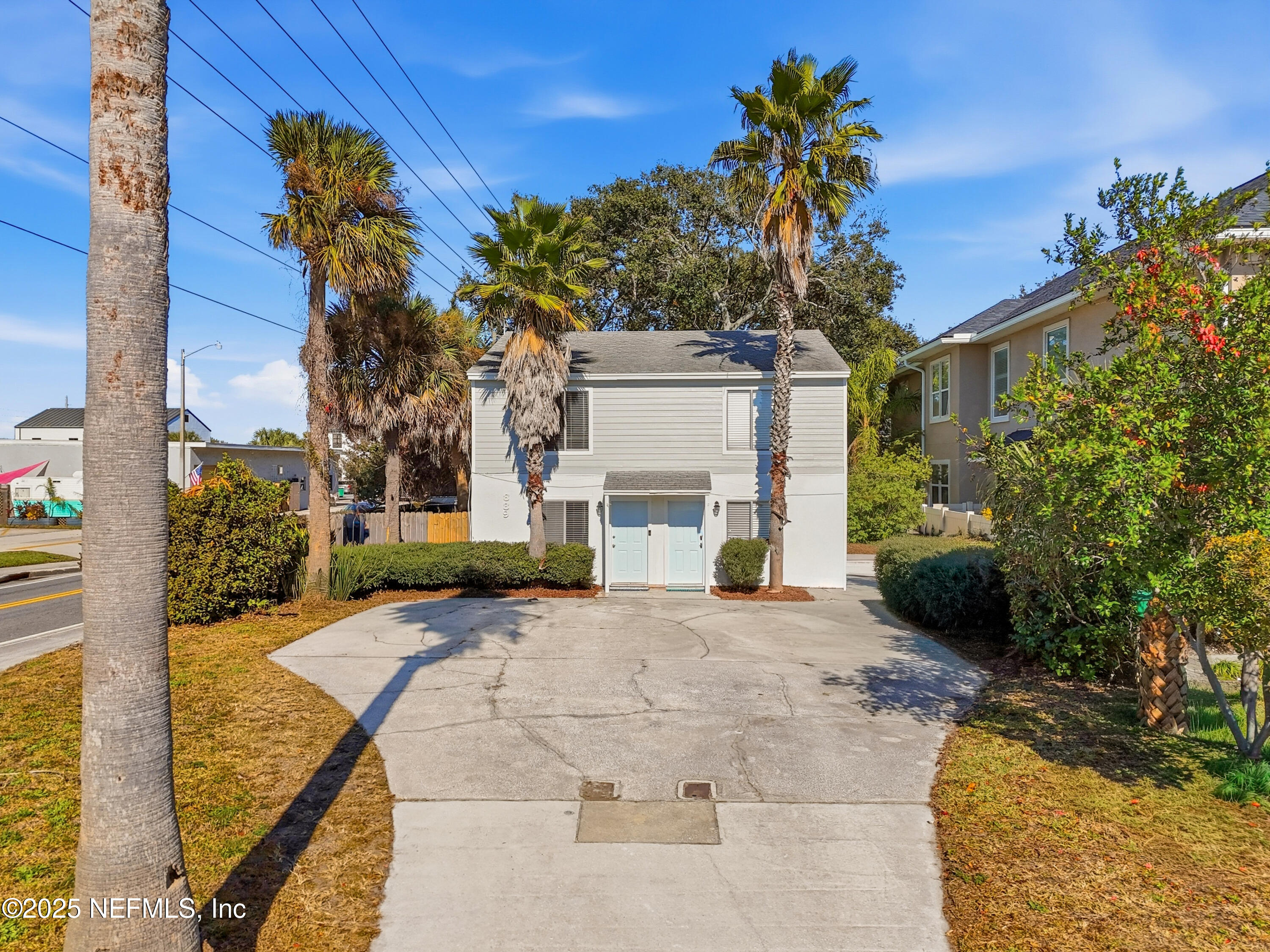 887 & 889 8TH Avenue S