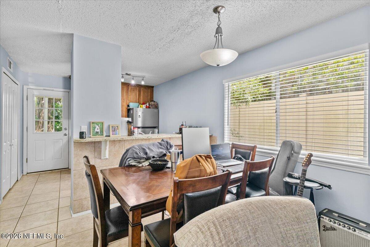 887 & 889 8TH Avenue S
