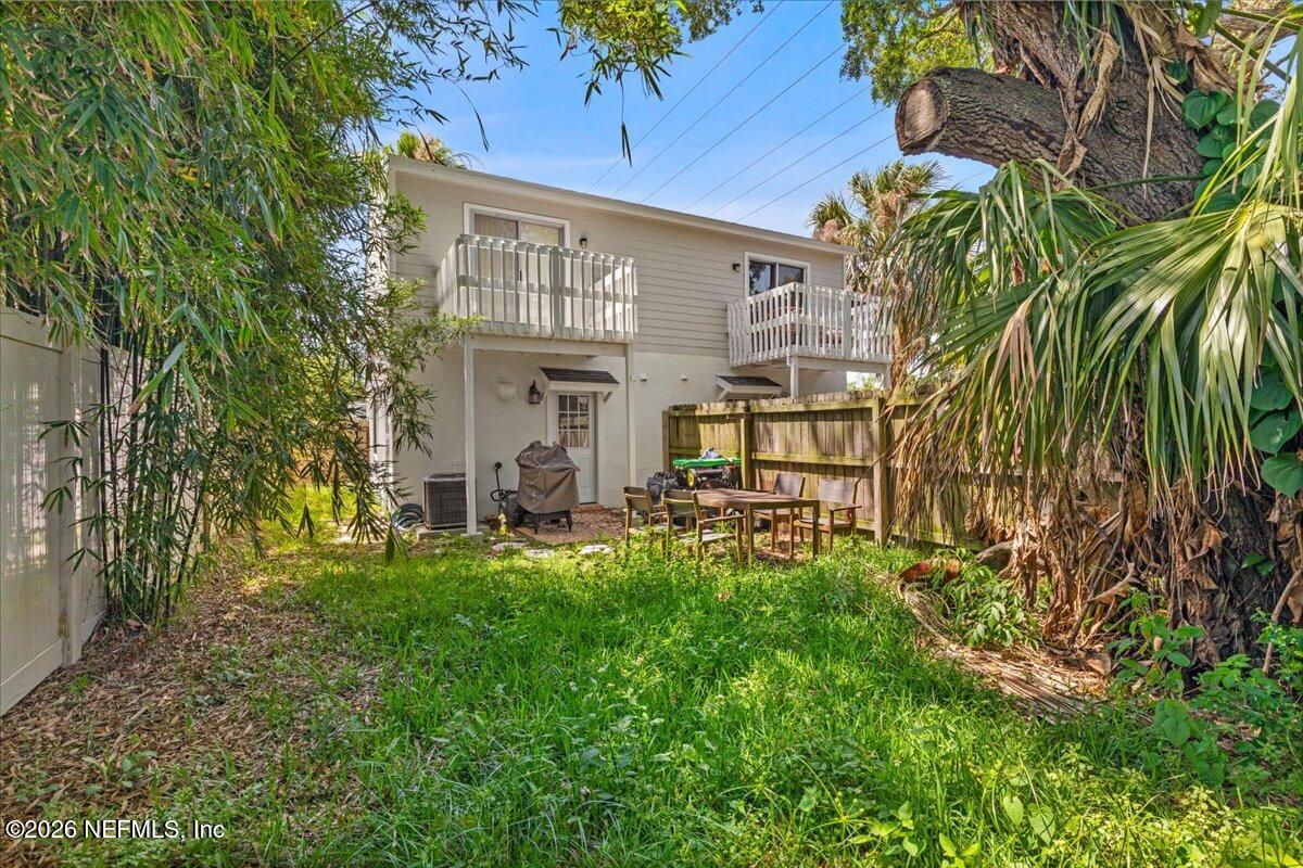 887 & 889 8TH Avenue S