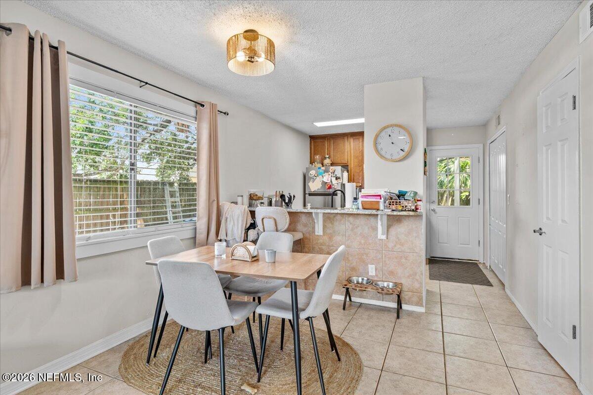 887 & 889 8TH Avenue S
