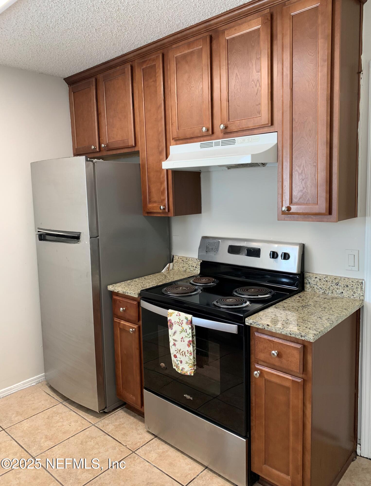 887 & 889 8TH Avenue S