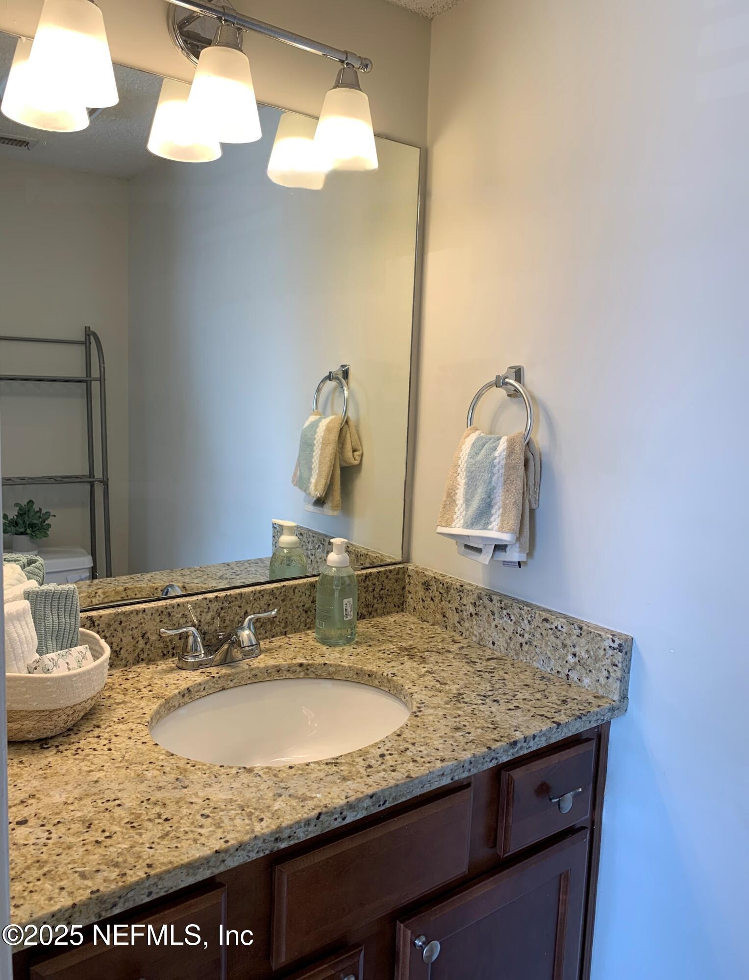 887 & 889 8TH Avenue S