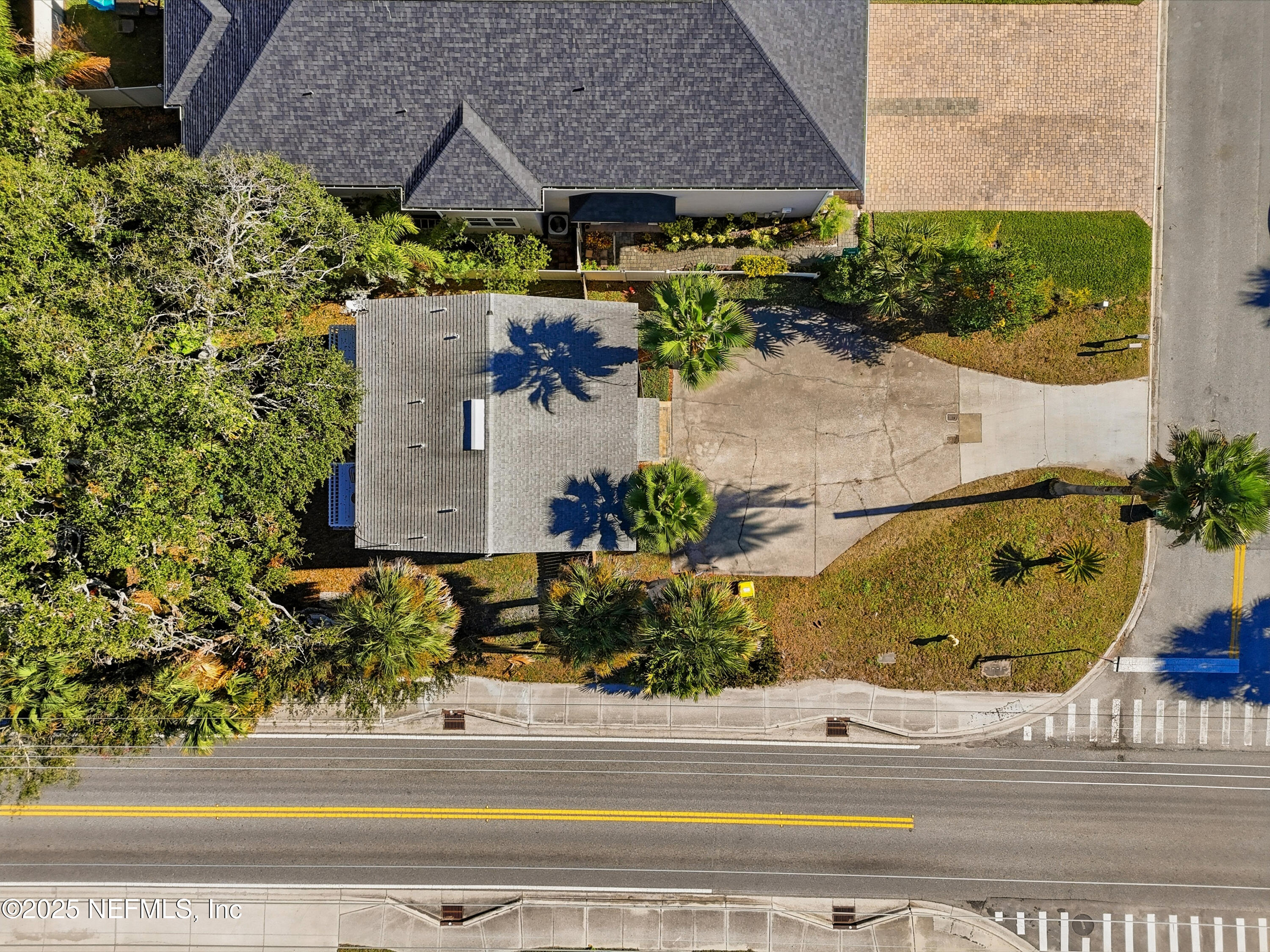 887 & 889 8TH Avenue S