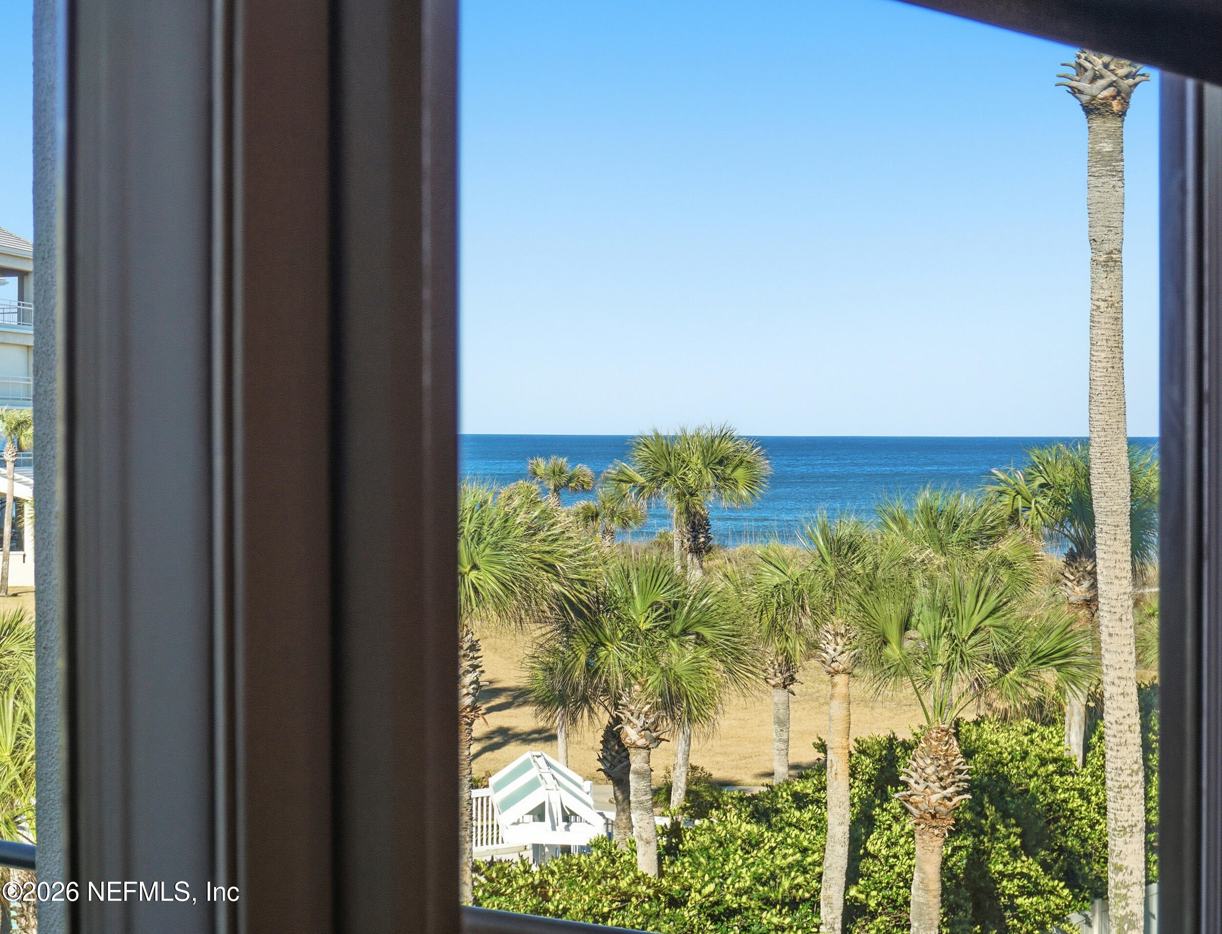 822 SPINNAKERS REACH Drive