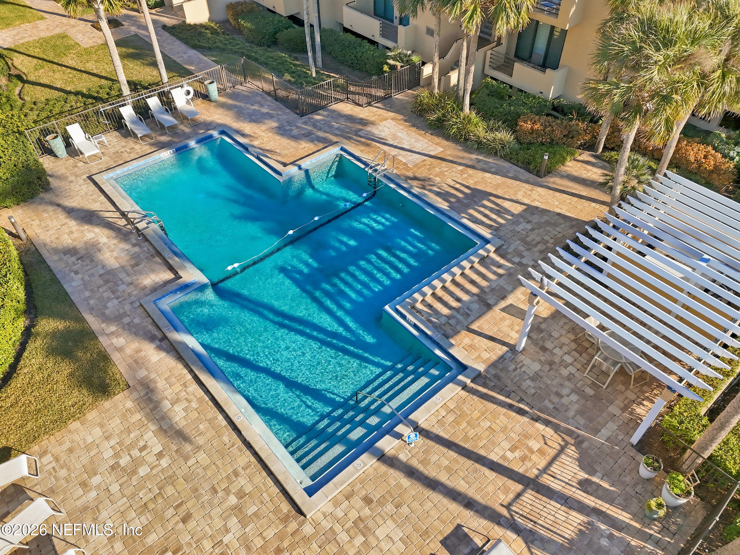 822 SPINNAKERS REACH Drive