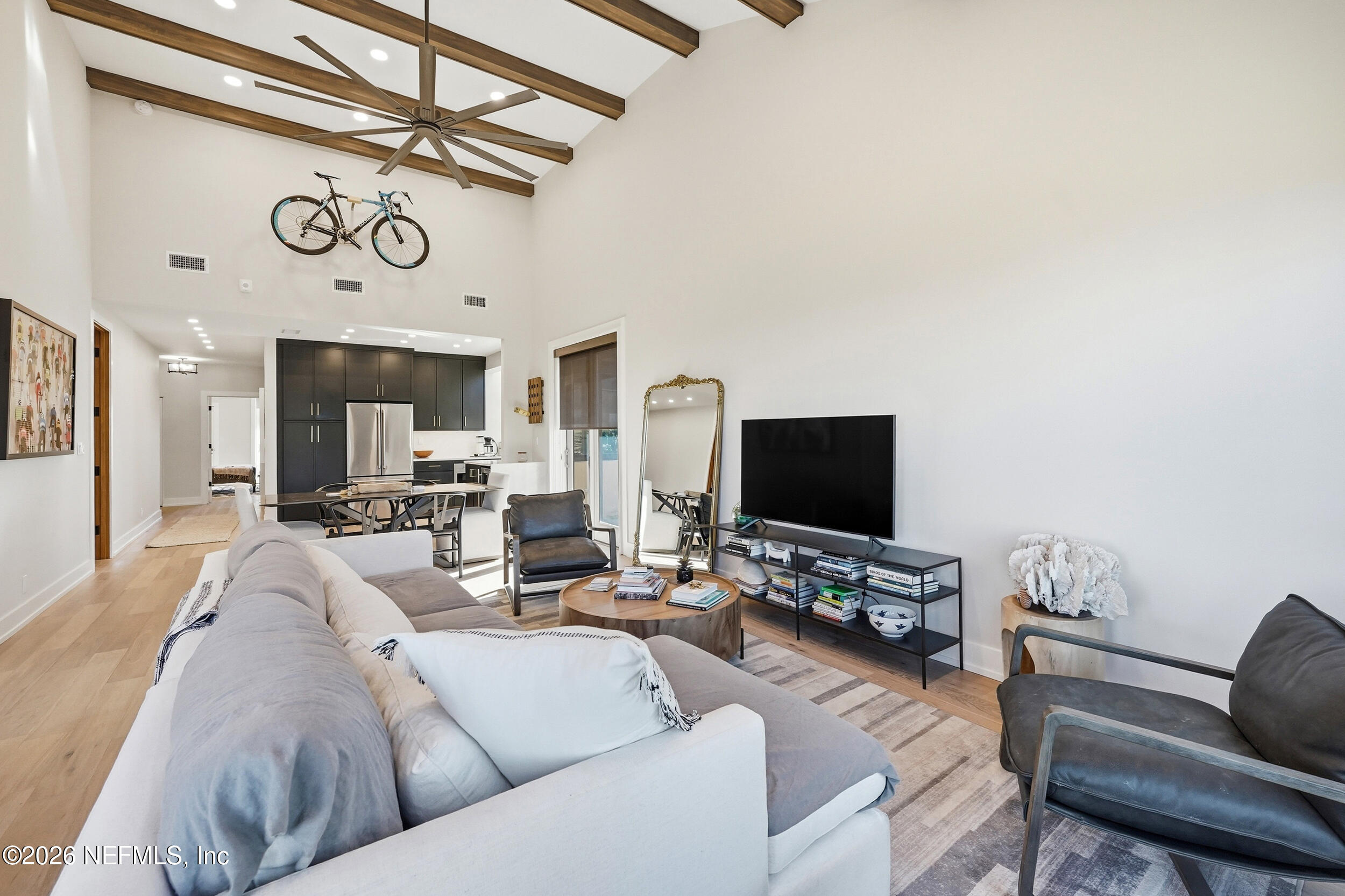 822 SPINNAKERS REACH Drive