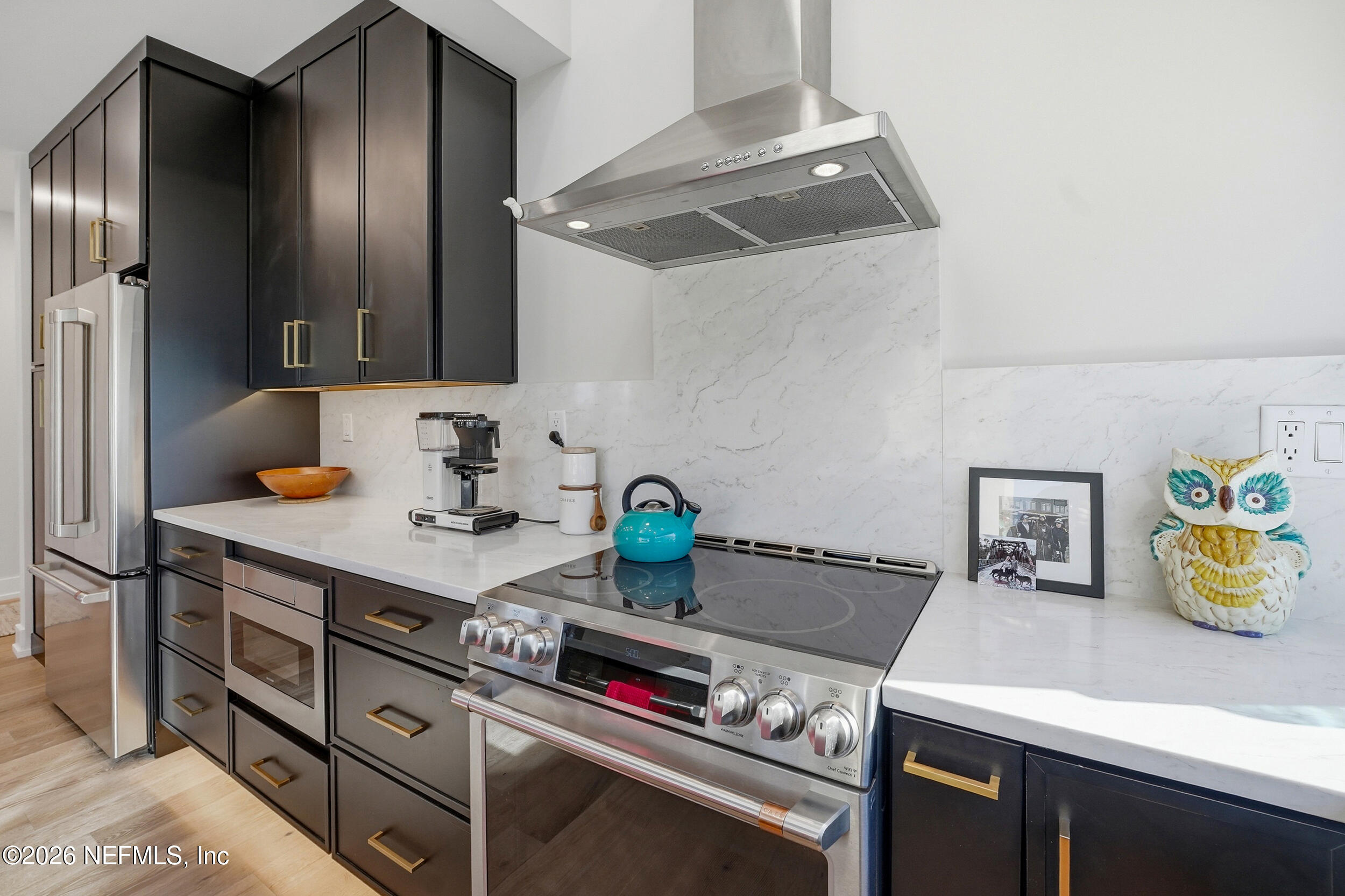 822 SPINNAKERS REACH Drive