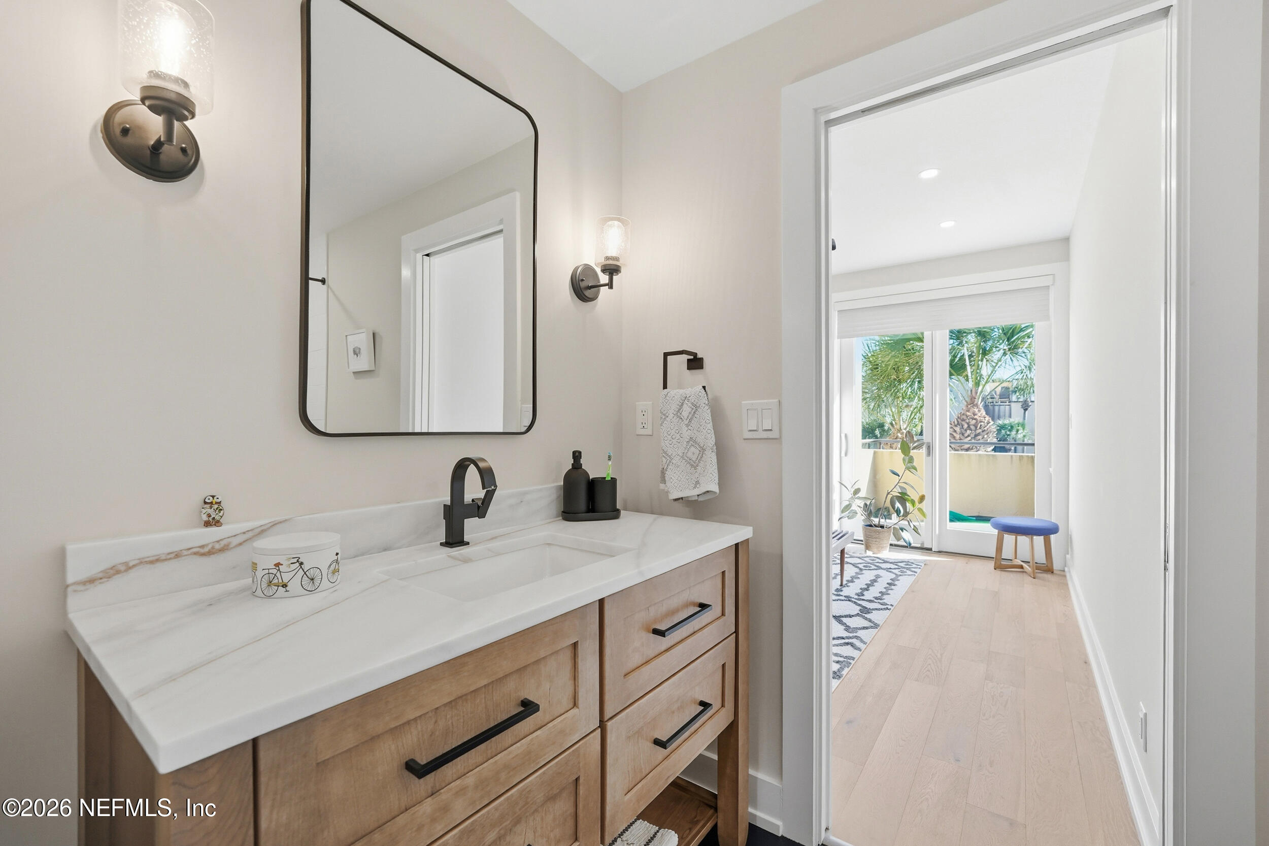 822 SPINNAKERS REACH Drive