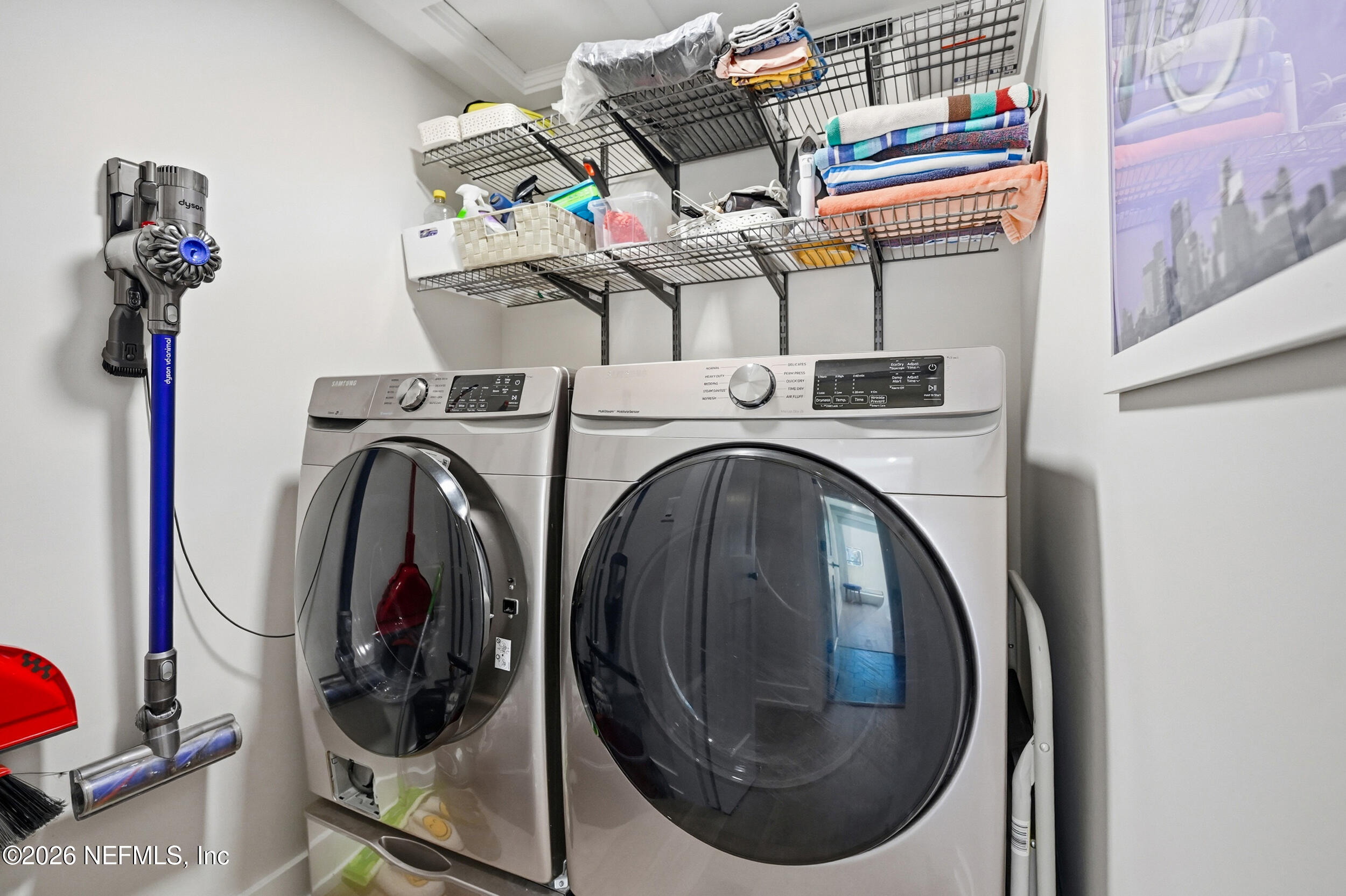 822 SPINNAKERS REACH Drive