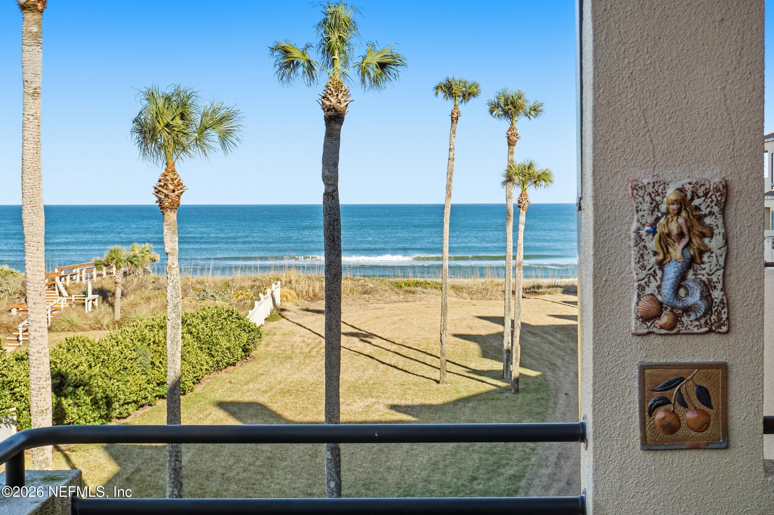 822 SPINNAKERS REACH Drive