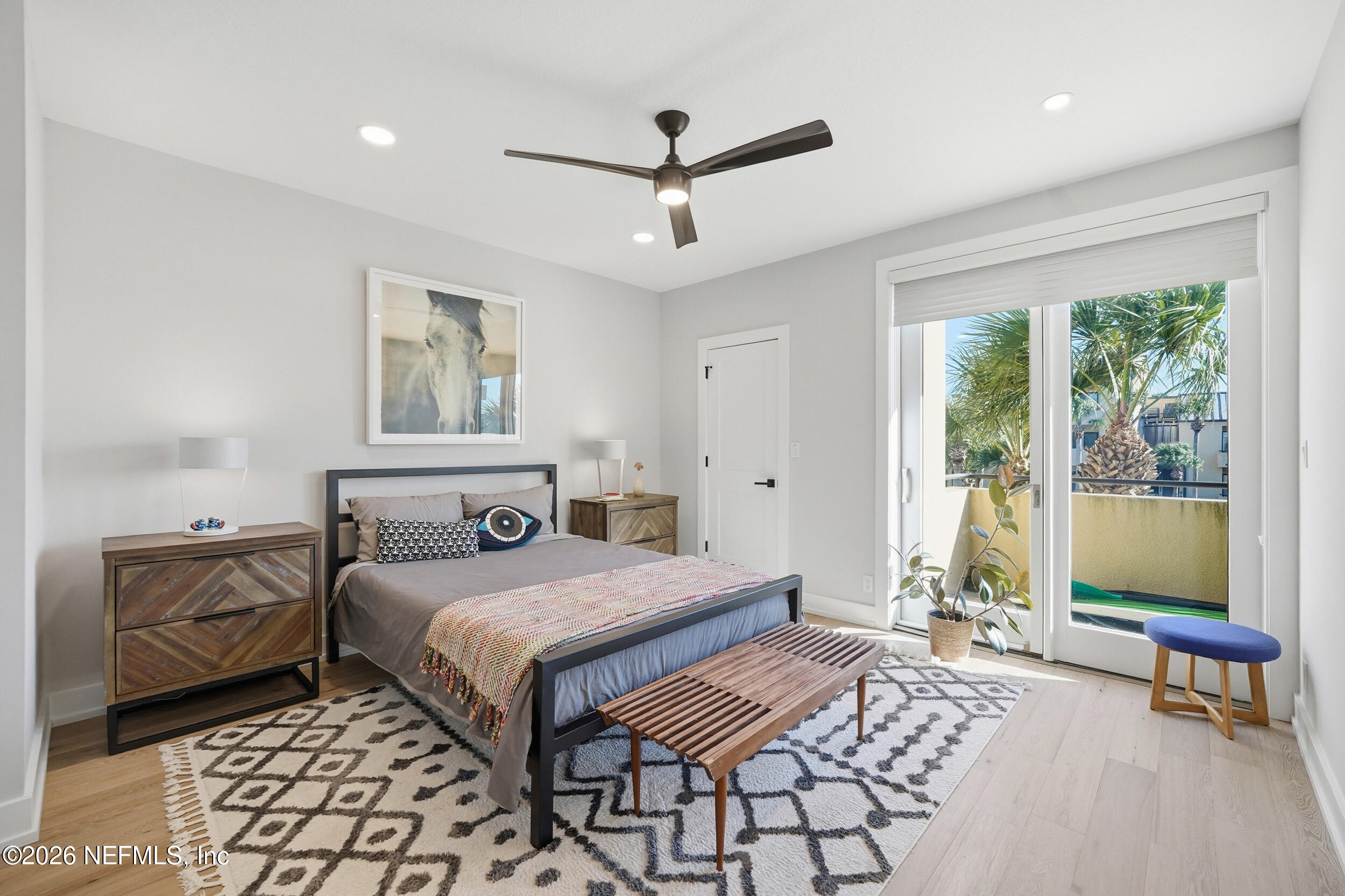 822 SPINNAKERS REACH Drive