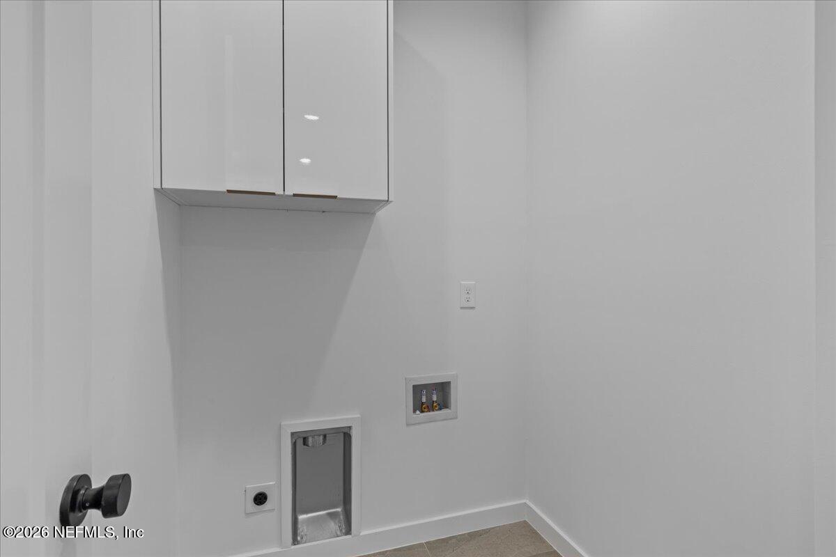 118 13TH Avenue S 101 B