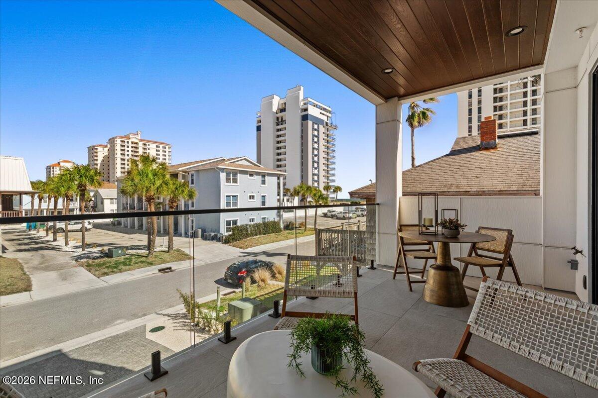 118 13TH Avenue S 101 B