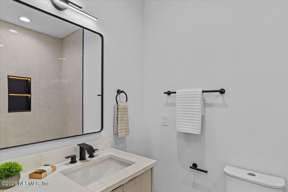 118 13TH Avenue S 101 B