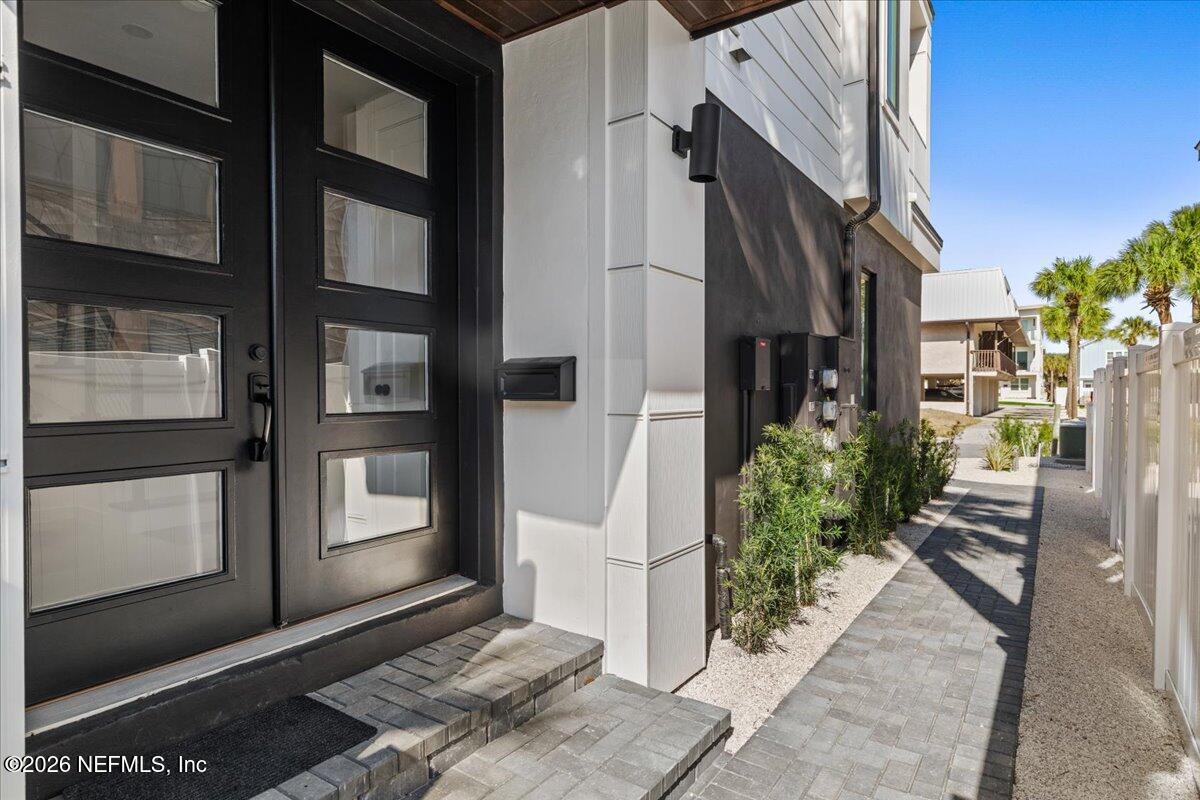 118 13TH Avenue S 101 B