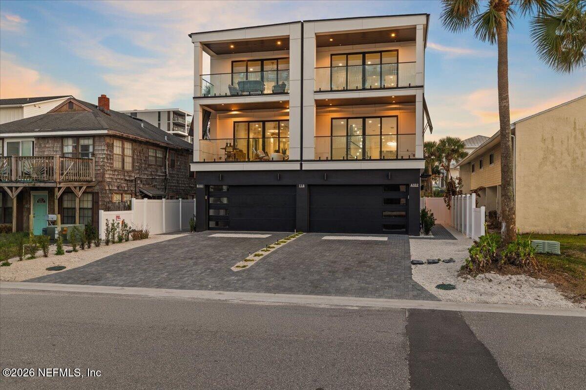 118 13TH Avenue S 101 B