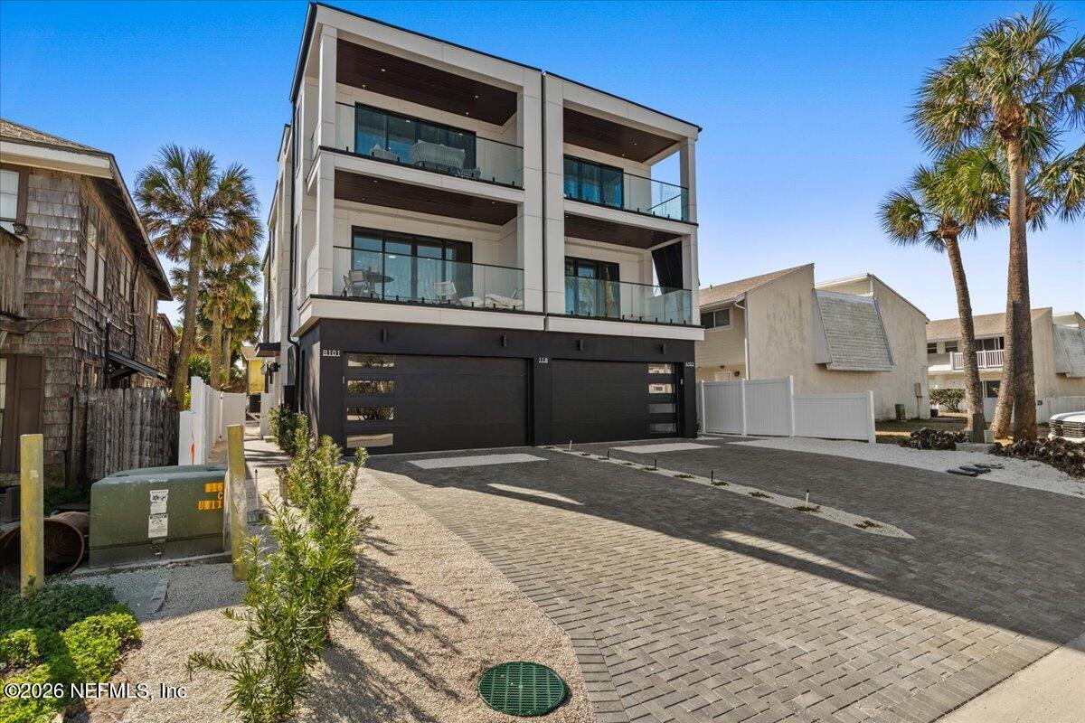 118 13TH Avenue S 101 B